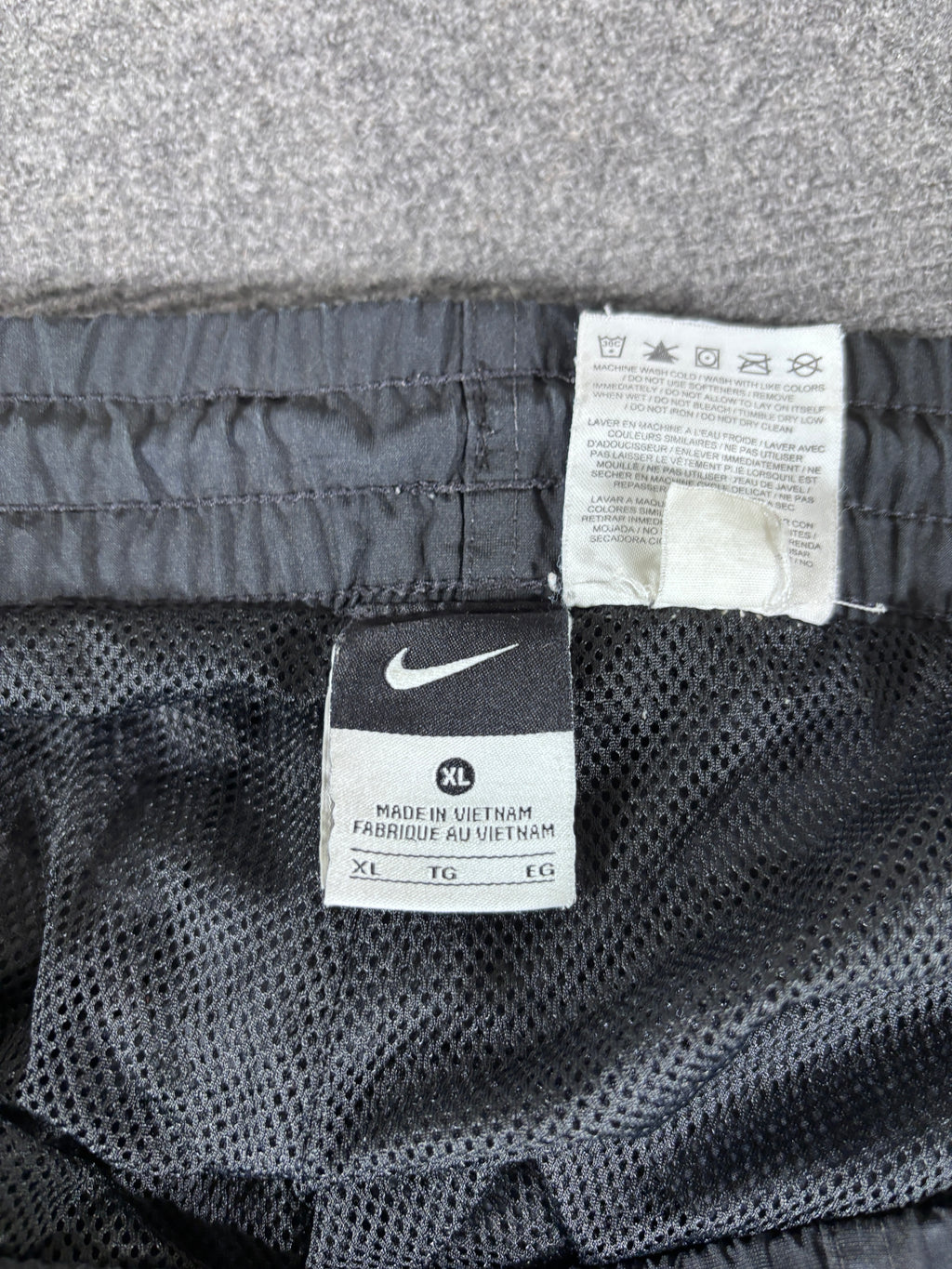 Vintage Y2K Nike Track Pants Size XL Black White Piping Swoosh Wide Leg Classic