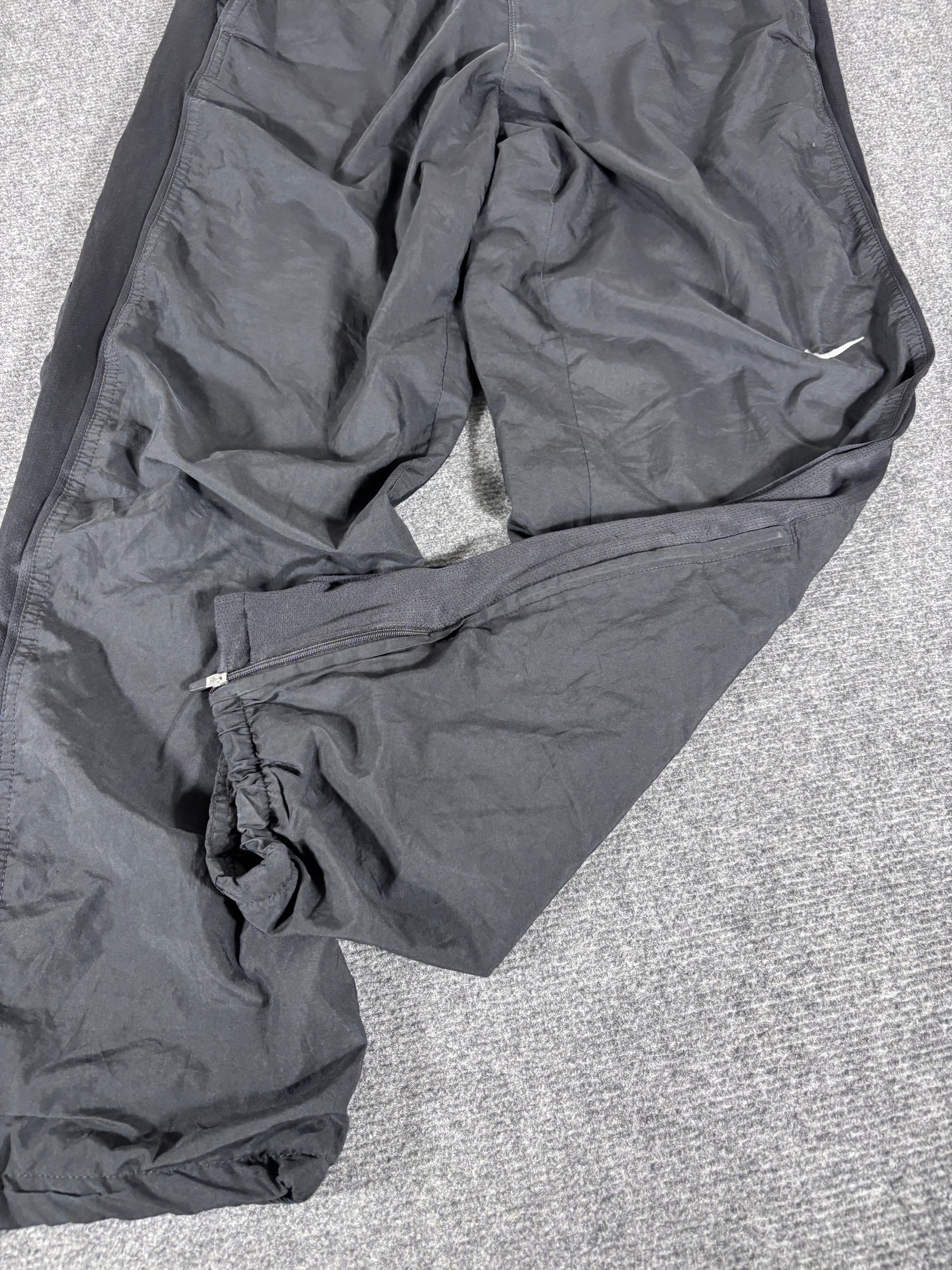 Vintage Y2K Nike Track Pants Size M Black White Swoosh Wide Leg 7/8 Capri Ankle Zip