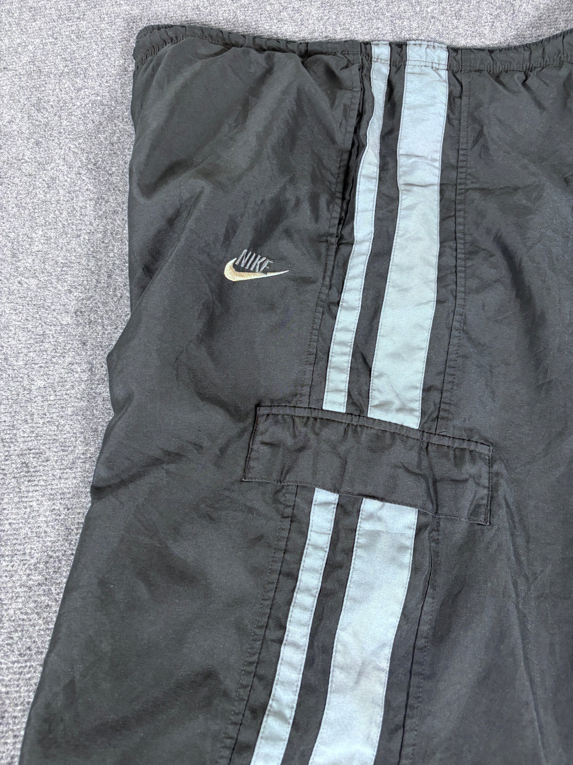 Vintage Y2K Nike Cargo Track Pants Size XXL Black Grey Detail Wide Leg