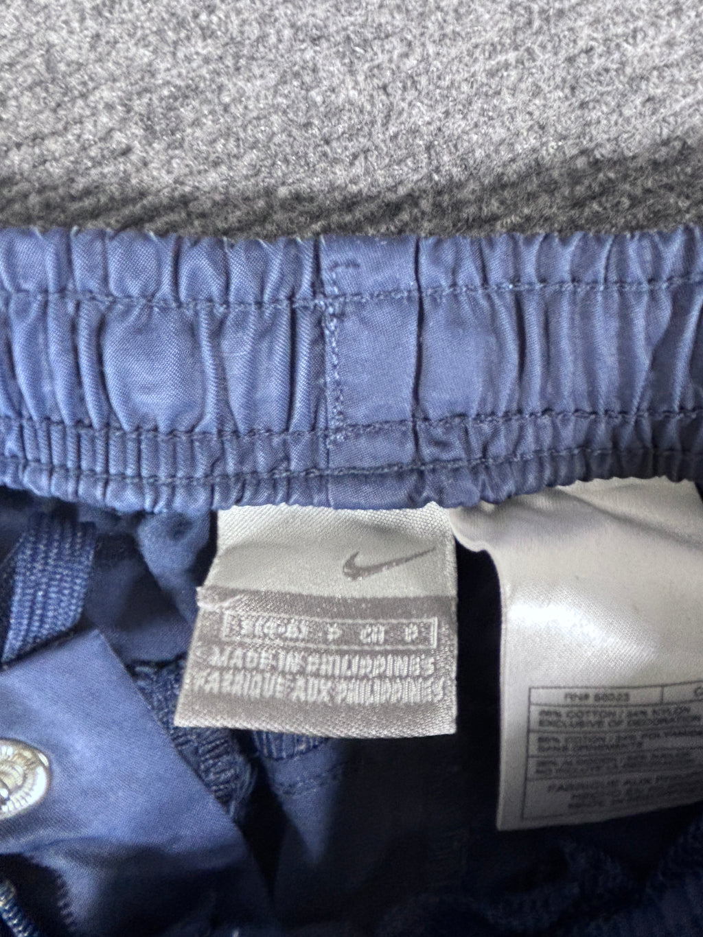 Vintage Y2K Nike 3/4 Track Pants Women's Size S Double Blue Nylon Windbreakers