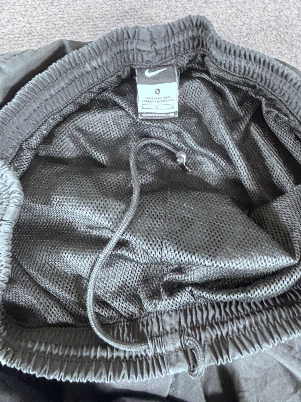 Vintage Y2K Nike Track Pants Size L Black White Swoosh Wide Leg Classic Windbreakers