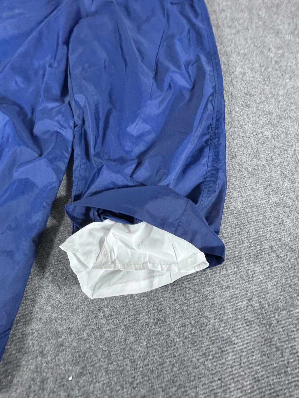 Vintage 90s Nike Track Pants Women's Size L Blue Double-Tone 3/4 Capri Nylon Windbreaker