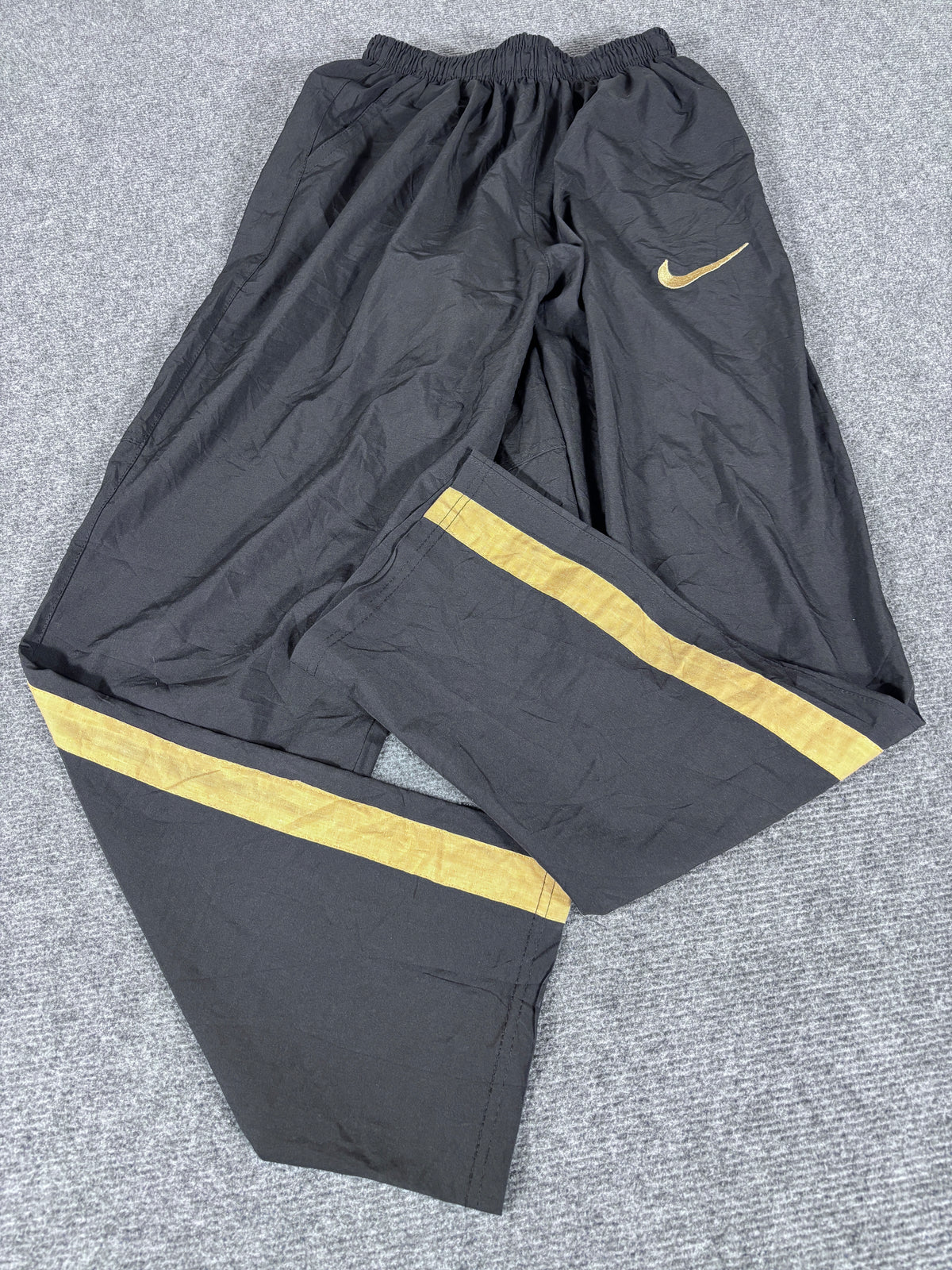 Vintage Y2K Nike Track Pants Size S Black Gold Detail Swoosh 7/8 Length