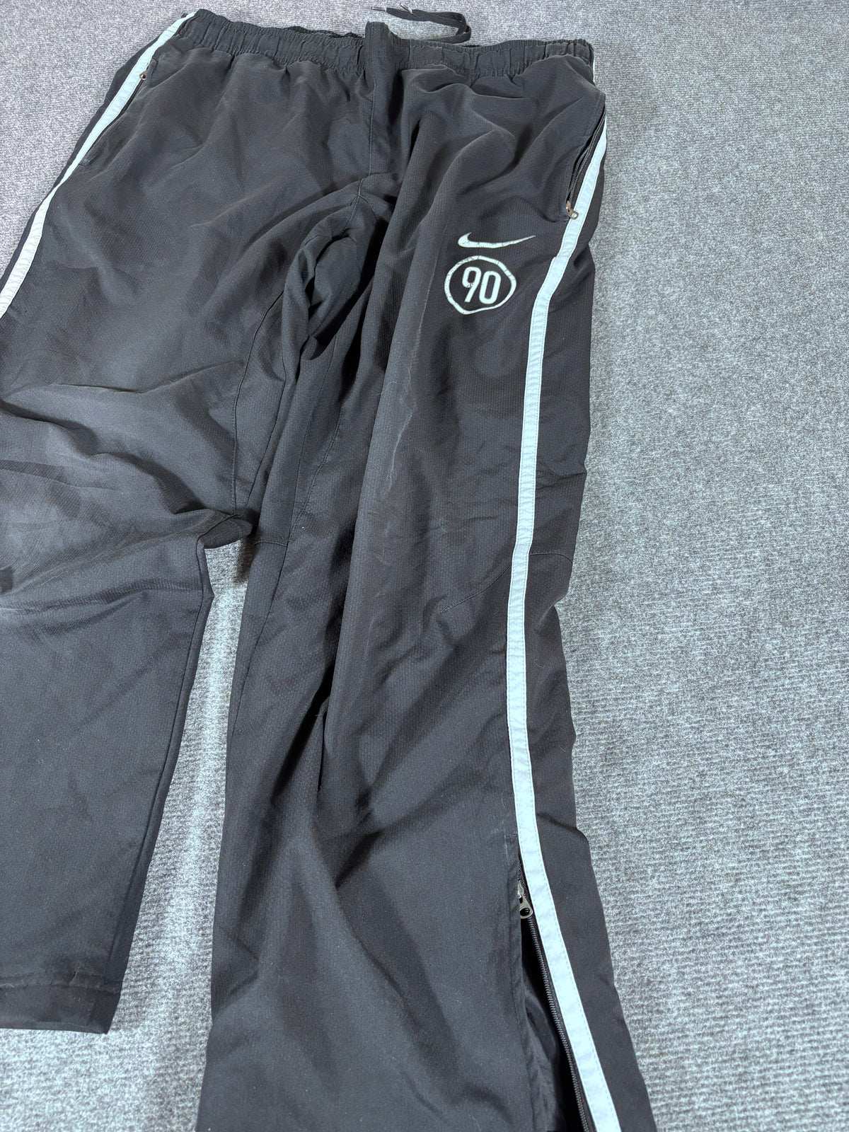 Vintage Y2K Nike T90 Football Track Pants Size L Black White Wide Leg Baggy 7/8 Length