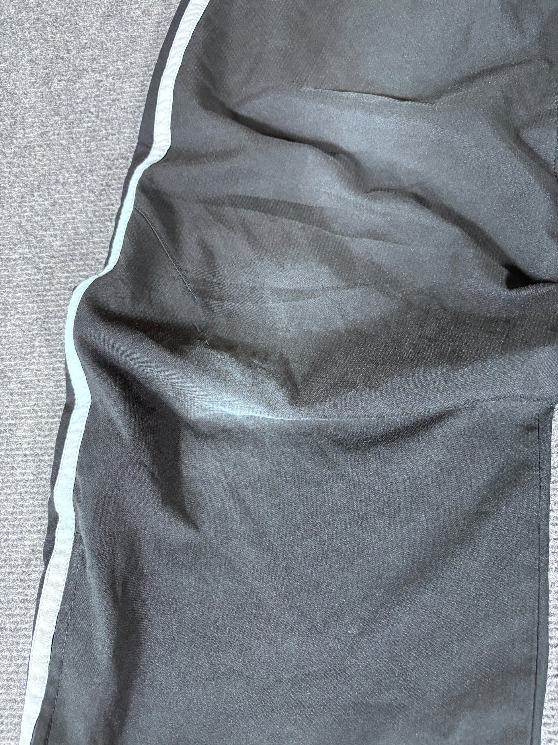 Vintage Y2K Nike T90 Football Track Pants Size L Black White Wide Leg Baggy 7/8 Length