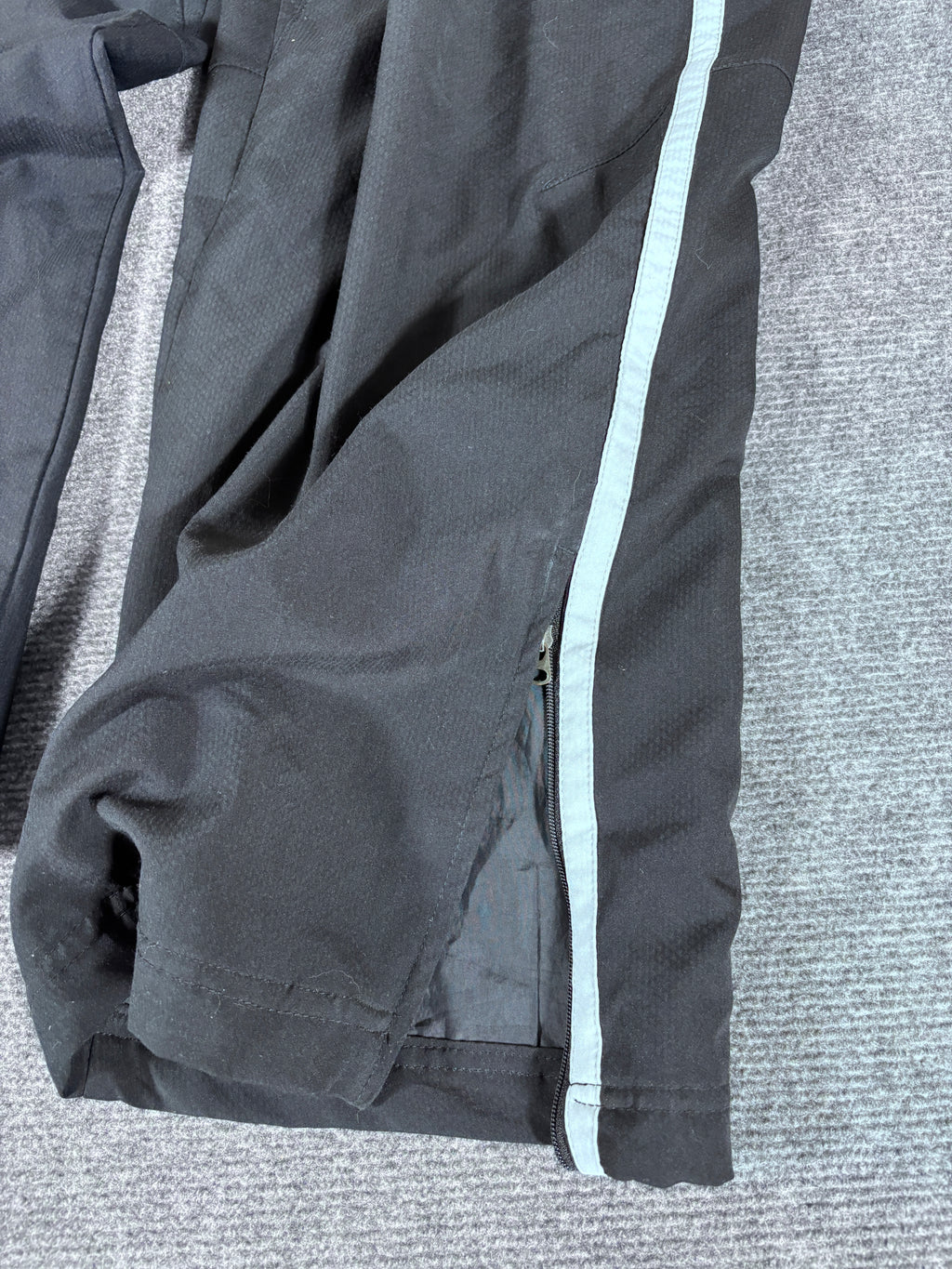 Vintage Y2K Nike T90 Football Track Pants Size L Black White Wide Leg Baggy 7/8 Length