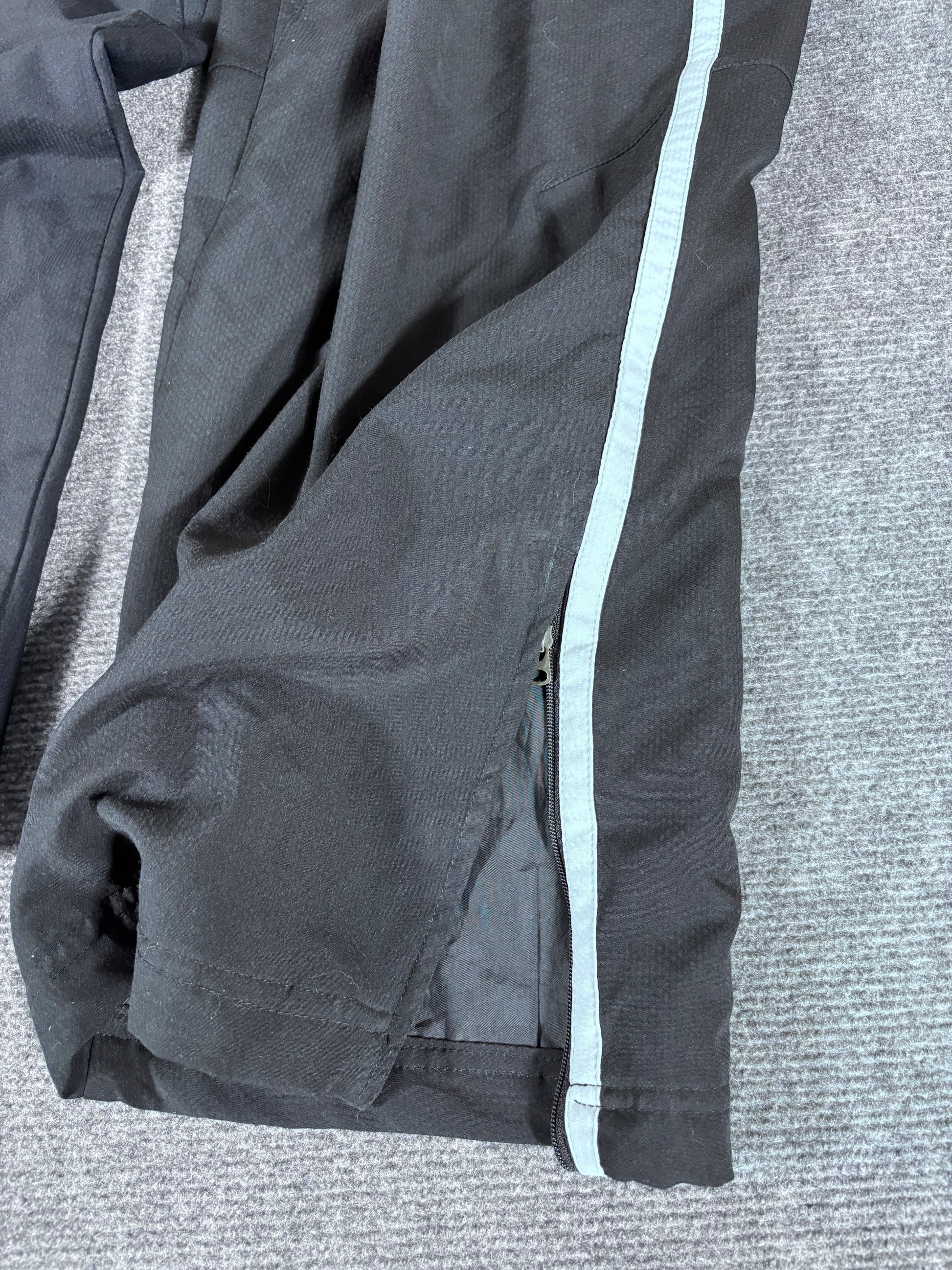 Vintage Y2K Nike T90 Football Track Pants Size L Black White Wide Leg Baggy 7/8 Length