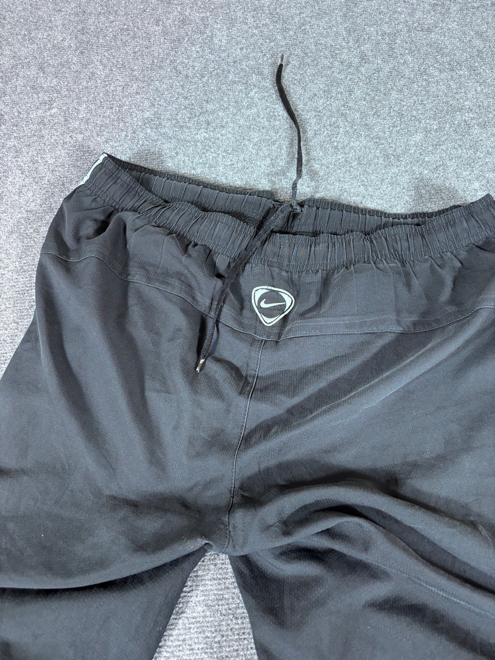 Vintage Y2K Nike T90 Football Track Pants Size L Black White Wide Leg Baggy 7/8 Length