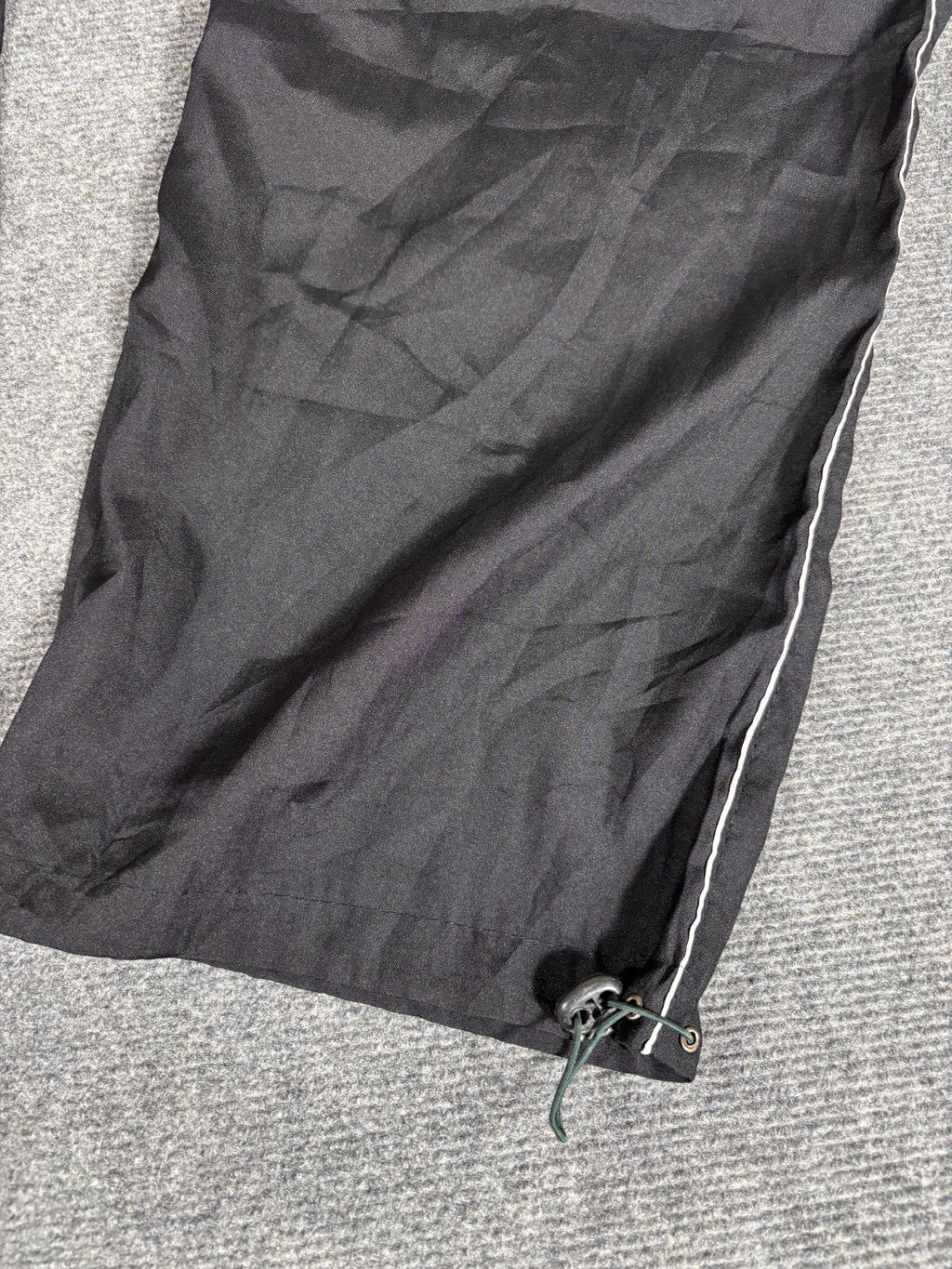 Vintage 90s Nike Track Pants Men’s M Black White Piping Swoosh Baggy Wide Bungee