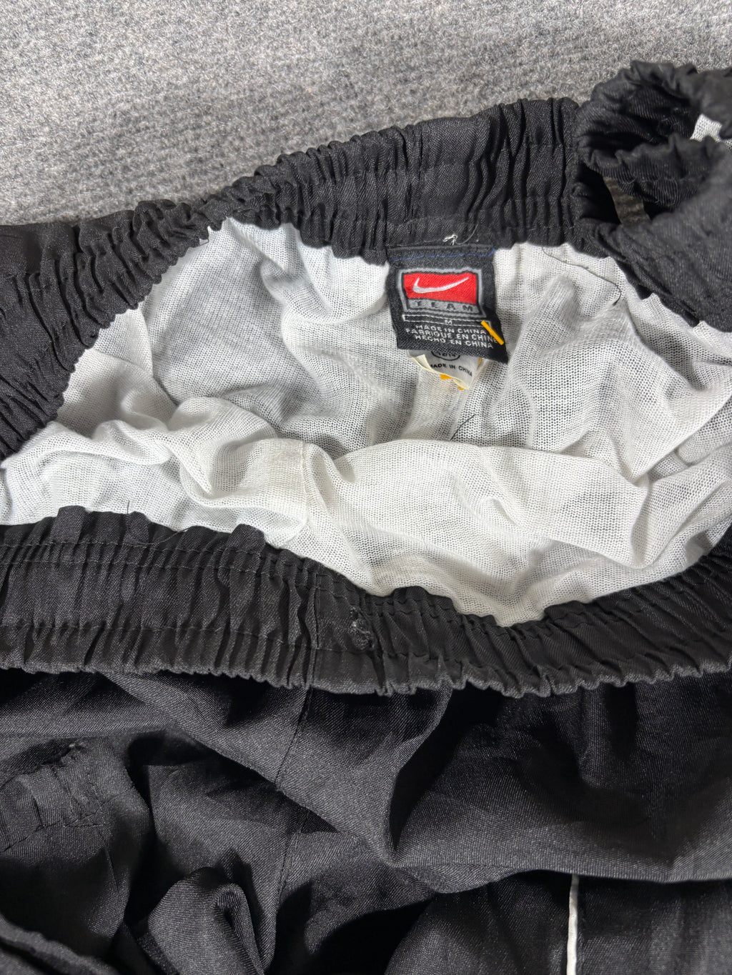 Vintage 90s Nike Track Pants Men’s M Black White Piping Swoosh Baggy Wide Bungee