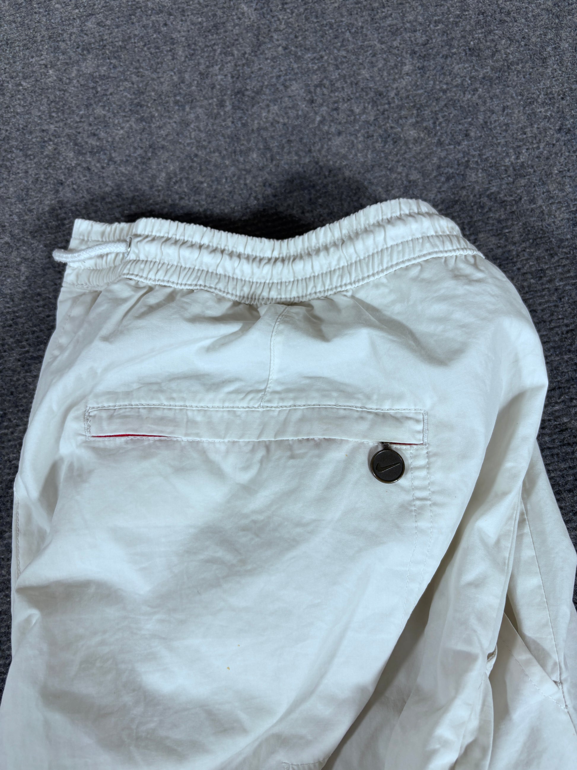 Vintage Y2K Nike Track Pants Women’s L White 3/4 Length Red Hip Logo Nylon Sweatpants