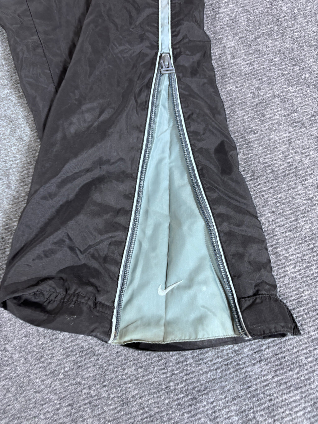 Vintage 90s Nike Track Pants Size M Black Green Wide Leg Ankle Swoosh Nylon Style