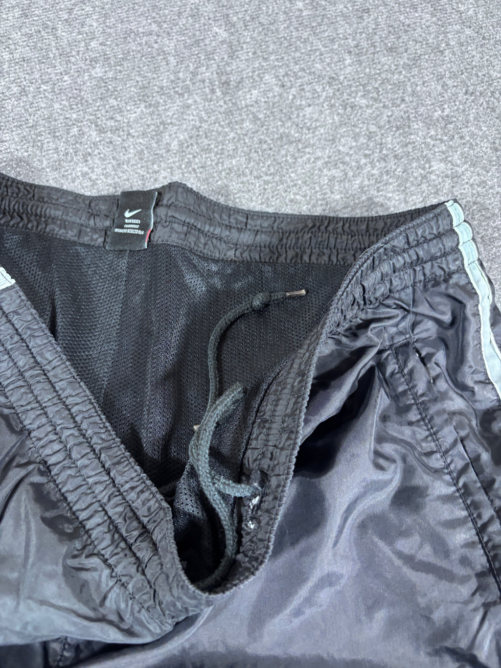 Vintage 90s Nike Track Pants Size M Black Green Wide Leg Ankle Swoosh Nylon Style