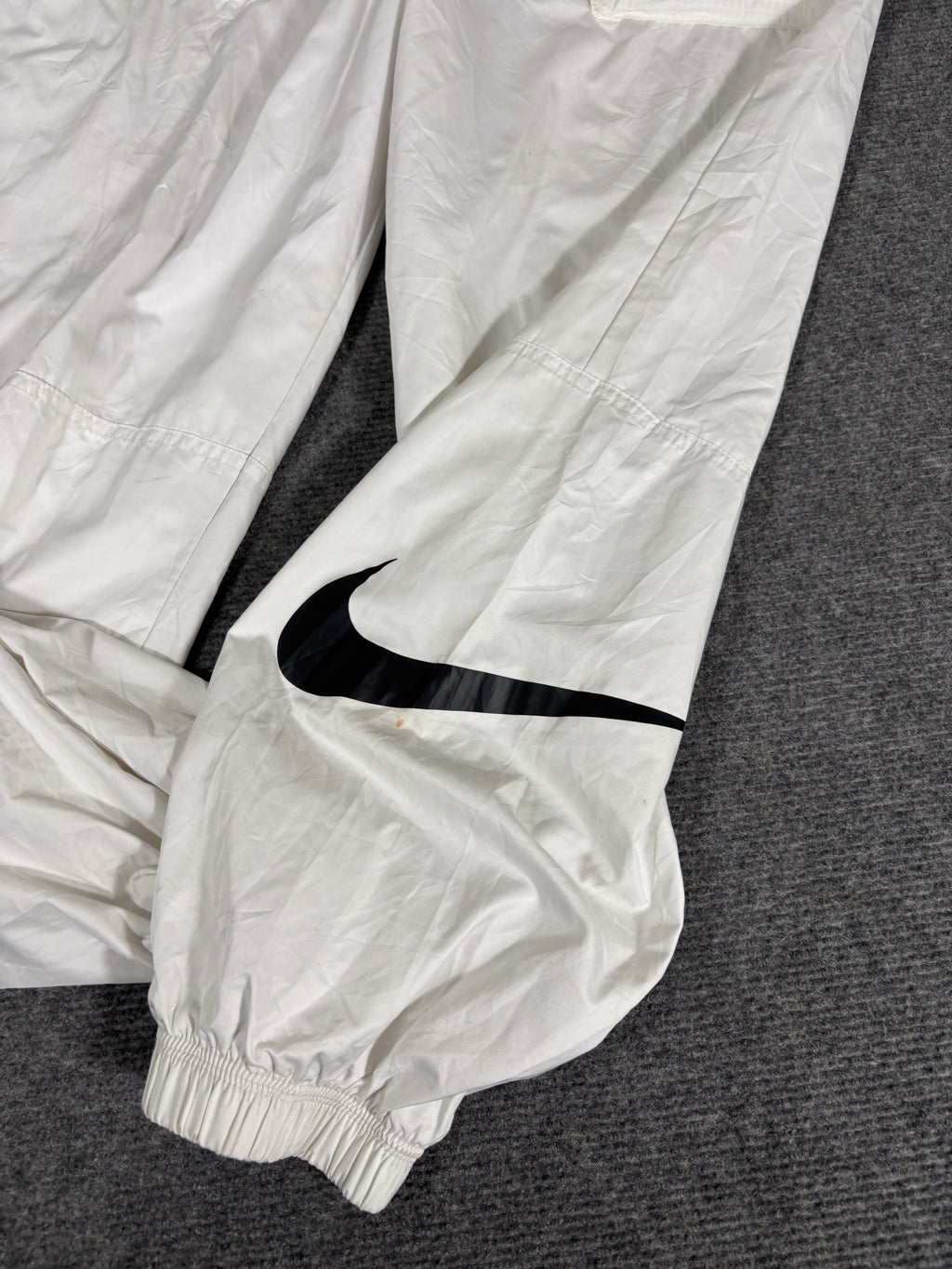 Nike Track Pants Womens Size S White Black Swoosh Straight Tapered Cuffed