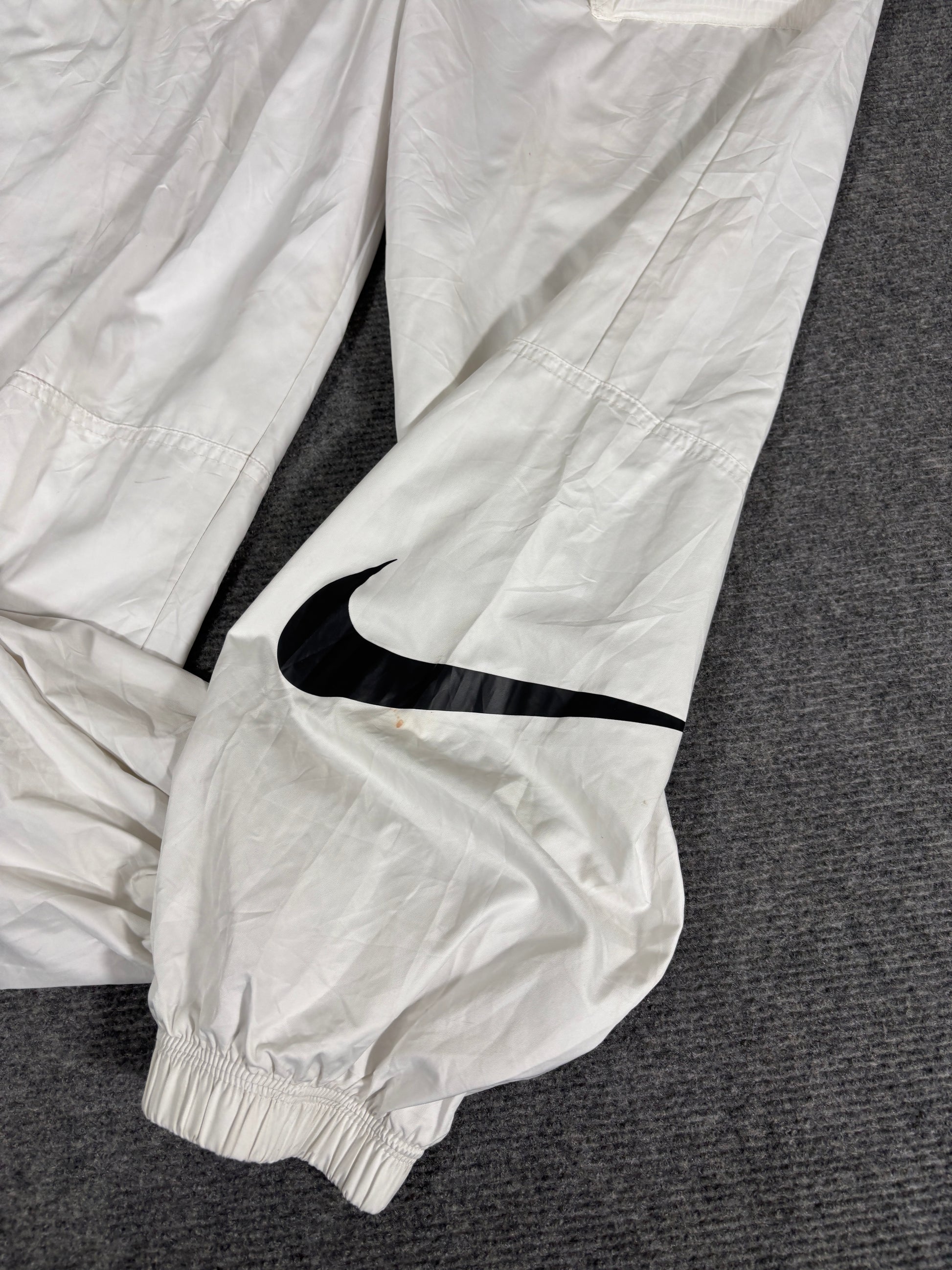 Nike Track Pants Womens Size S White Black Swoosh Straight Tapered Cuffed