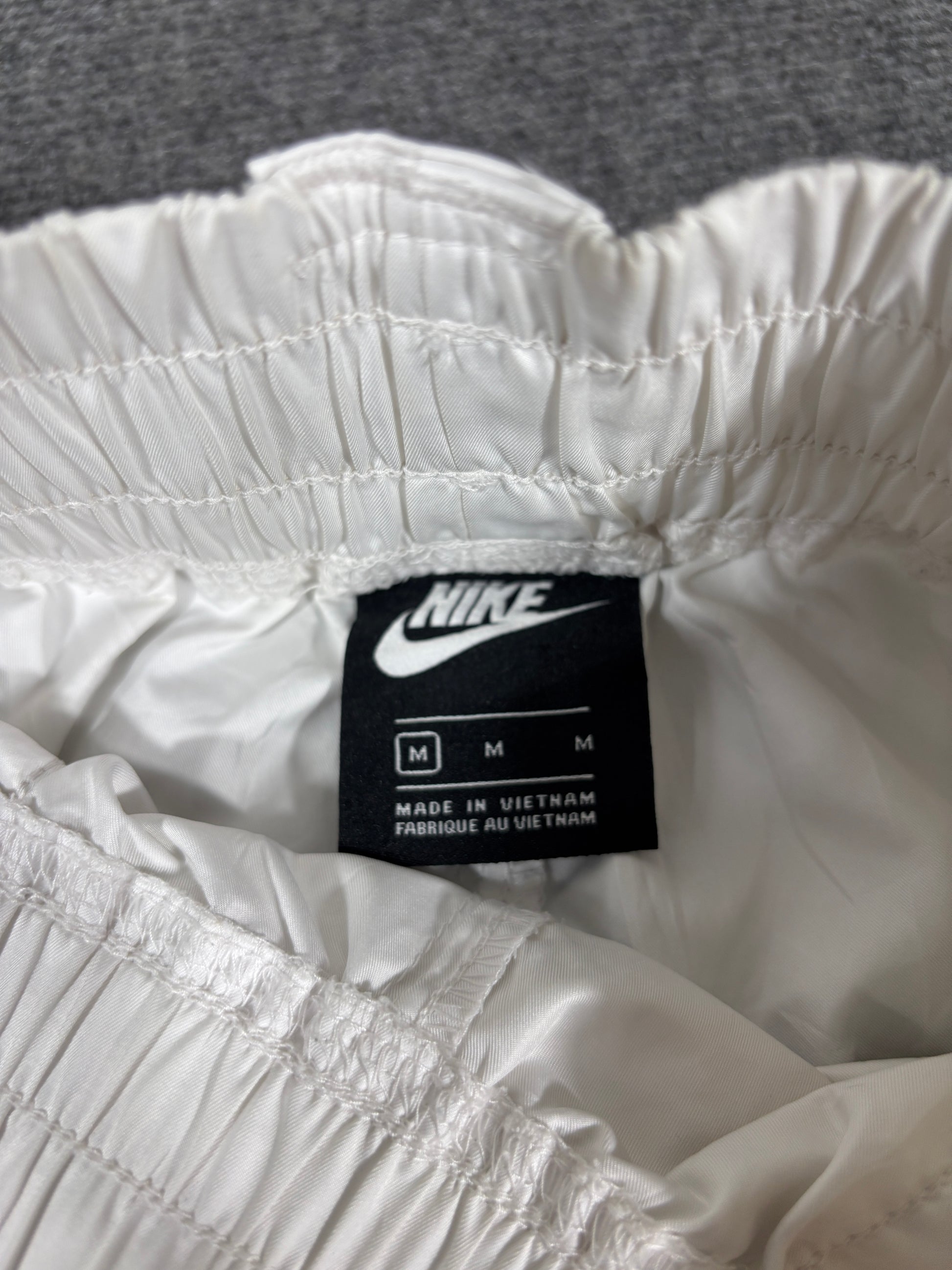 Nike Track Pants Womens Size S White Black Swoosh Straight Tapered Cuffed