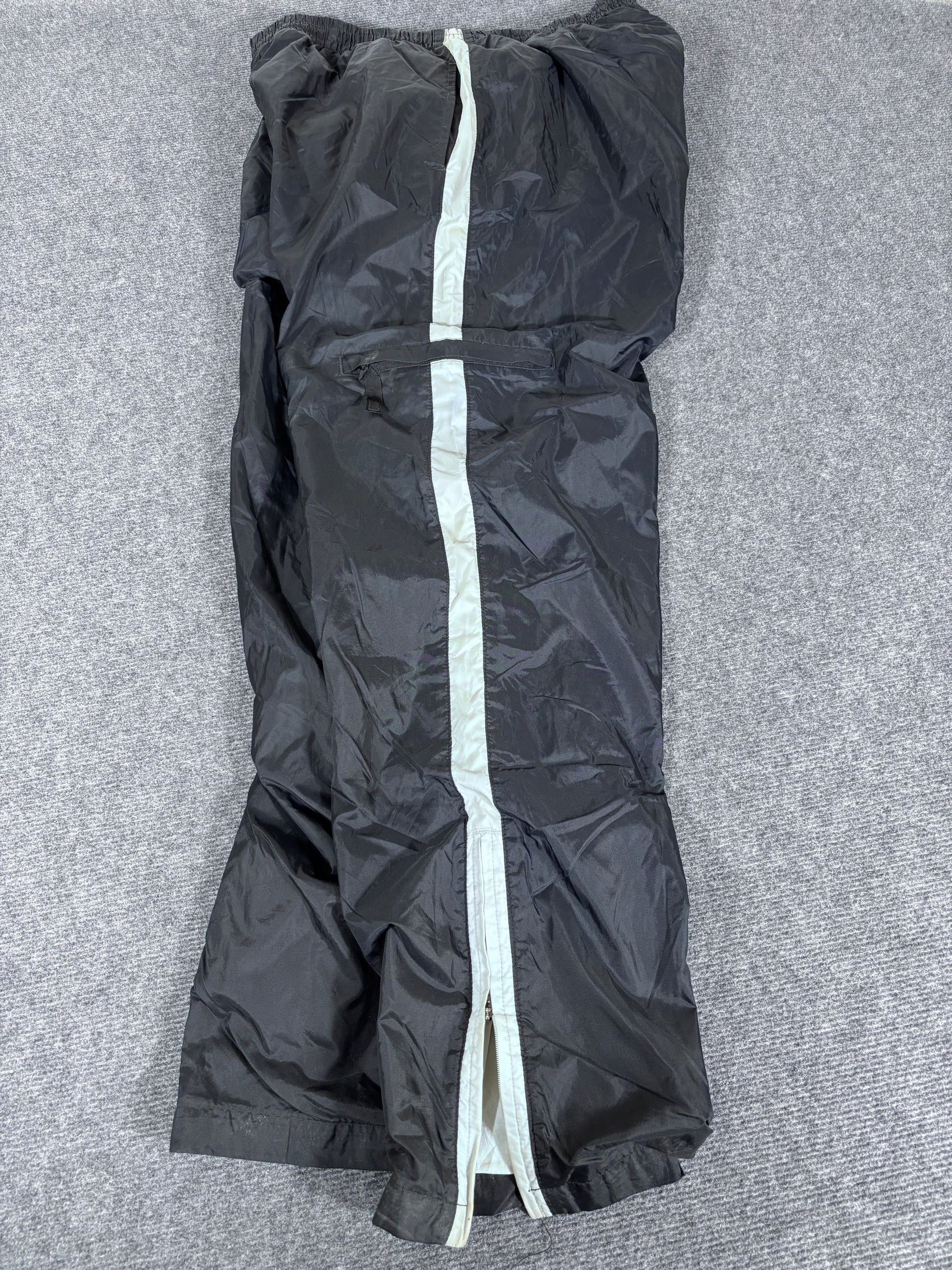 Vintage Y2K Nike Track Pants Size XL Black Cream Detail Cargo Pocket Spell Out Ankle Zip