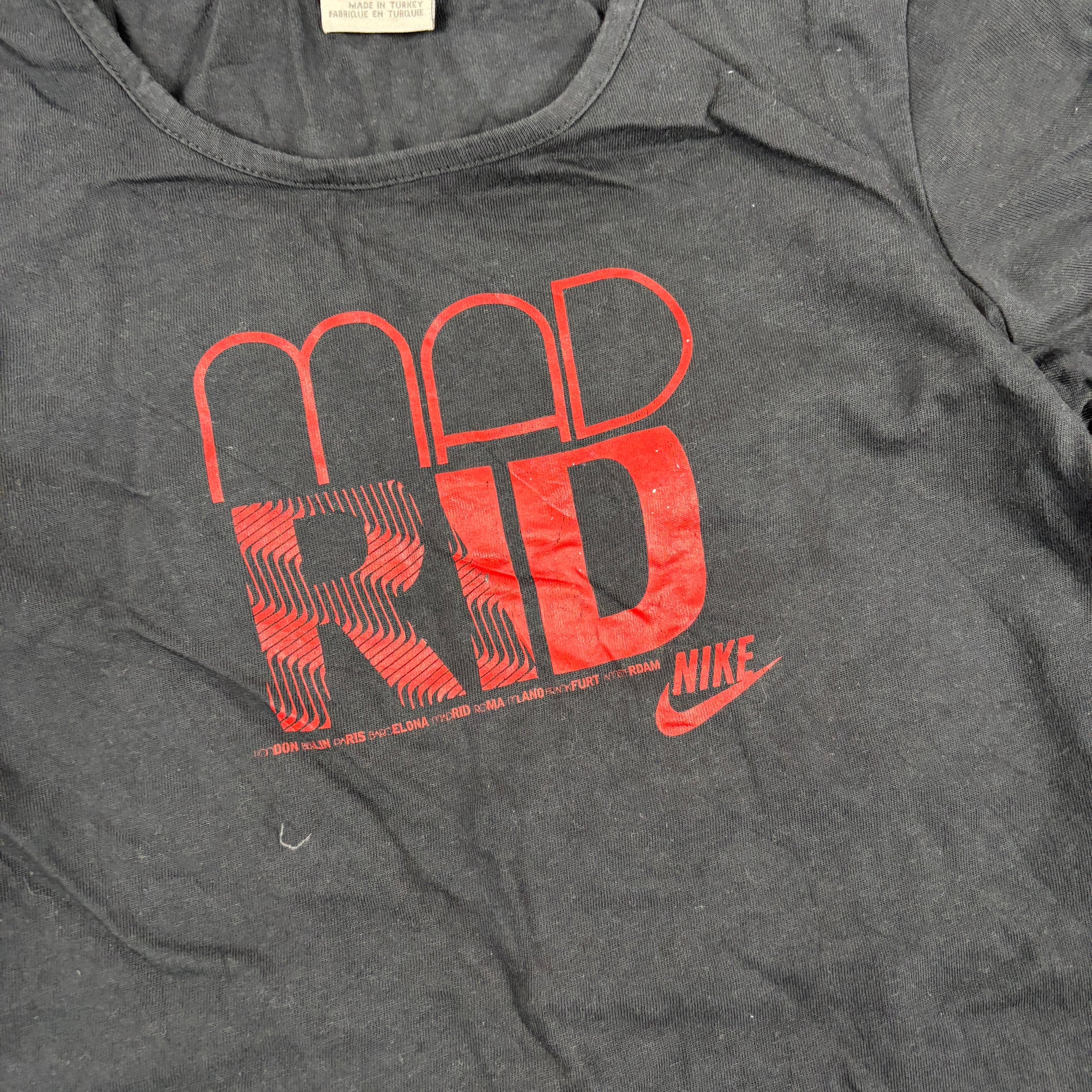 2000s Nike Activewear Top Women's Medium Black + Red 00s Gym T-shirt