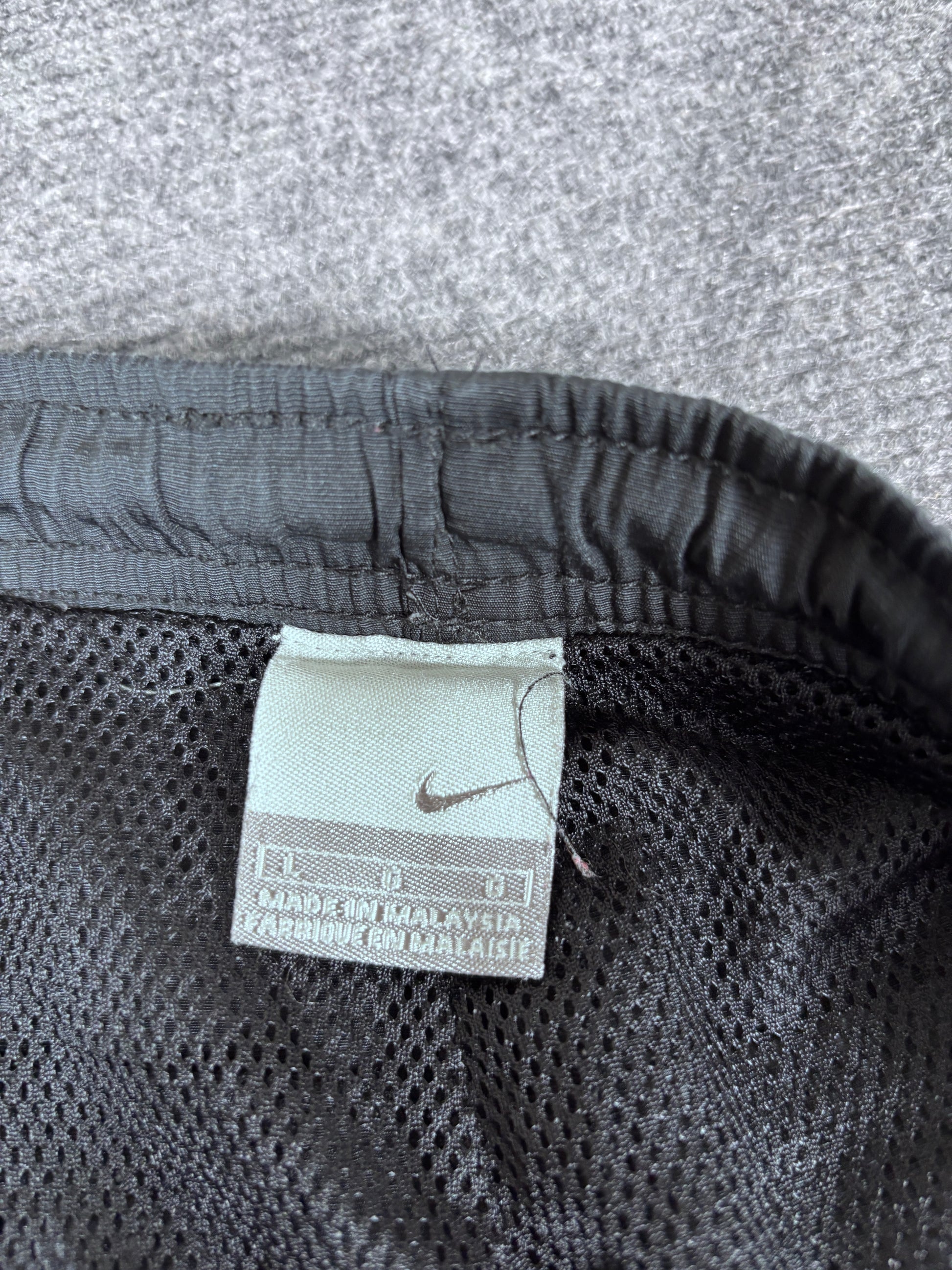 Vintage Y2K Nike Track Pants Size L Black Grey White Classic Nylon Windbreakers