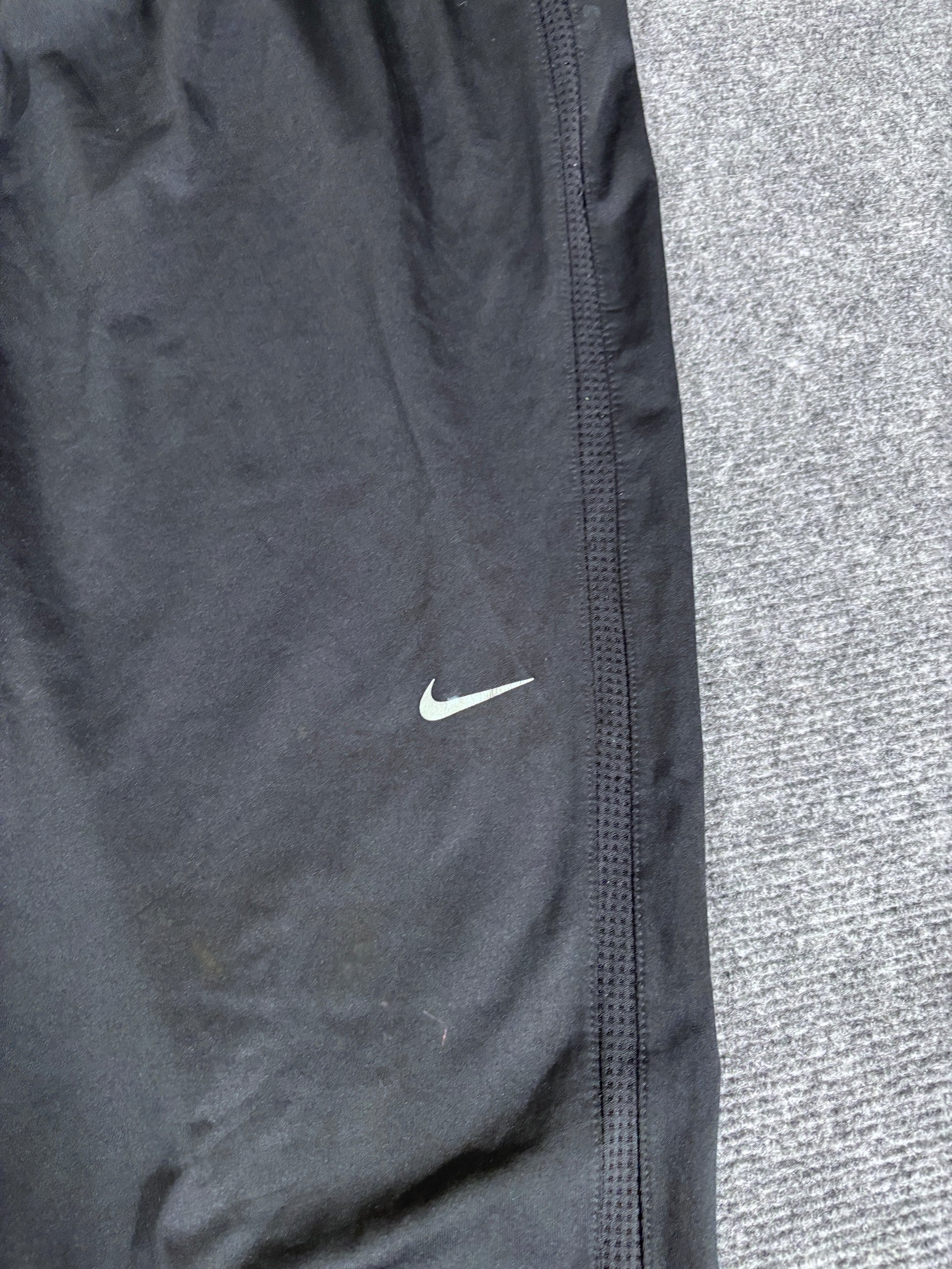 Nike Dri-Fit Track Pants Size XL Black Running Workout Straight Leg Ankle Zip