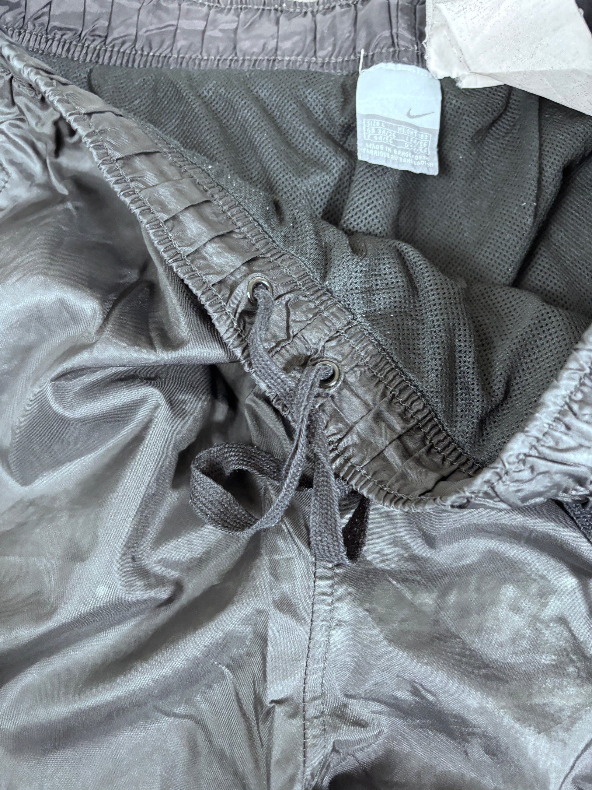 Vintage Y2K Nike Track Pants Size L Black White Wide Leg Ankle Zip Swoosh Windbreakers