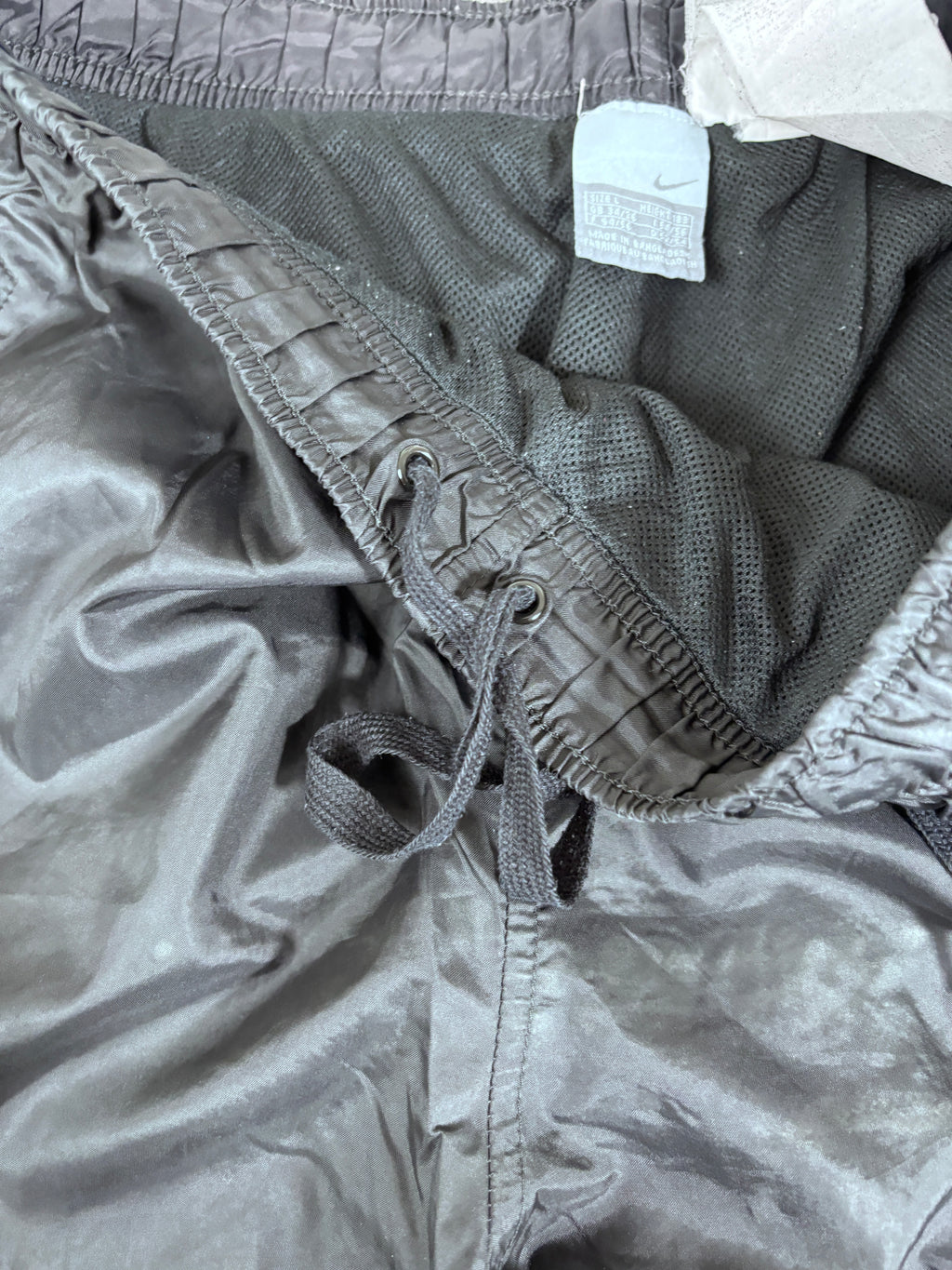 Vintage Y2K Nike Track Pants Size L Black White Wide Leg Ankle Zip Swoosh Windbreakers