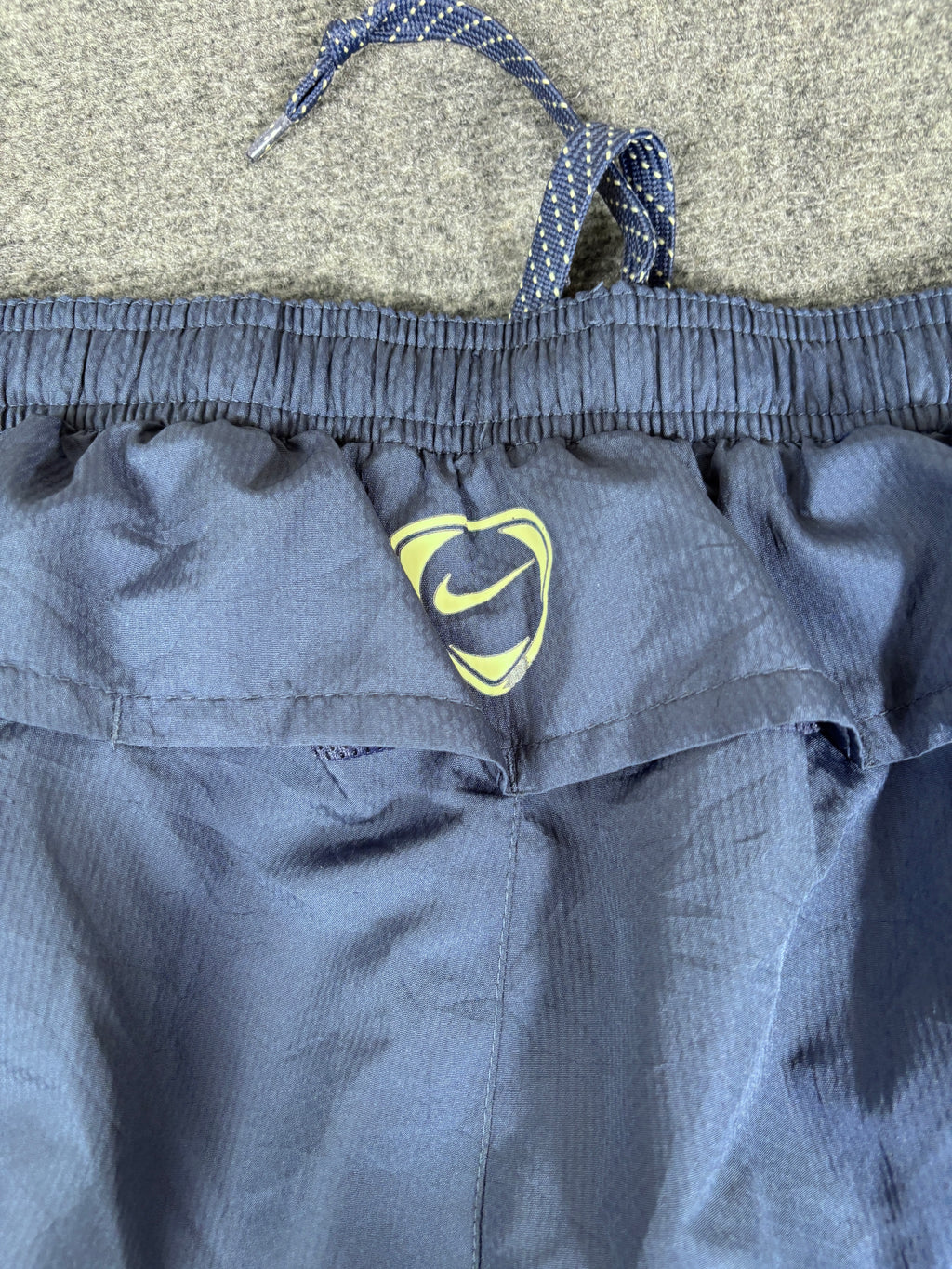 Vintage Y2K Nike Football Track Pants Size XL Blue Badge Logo Wide Leg Windbreakers