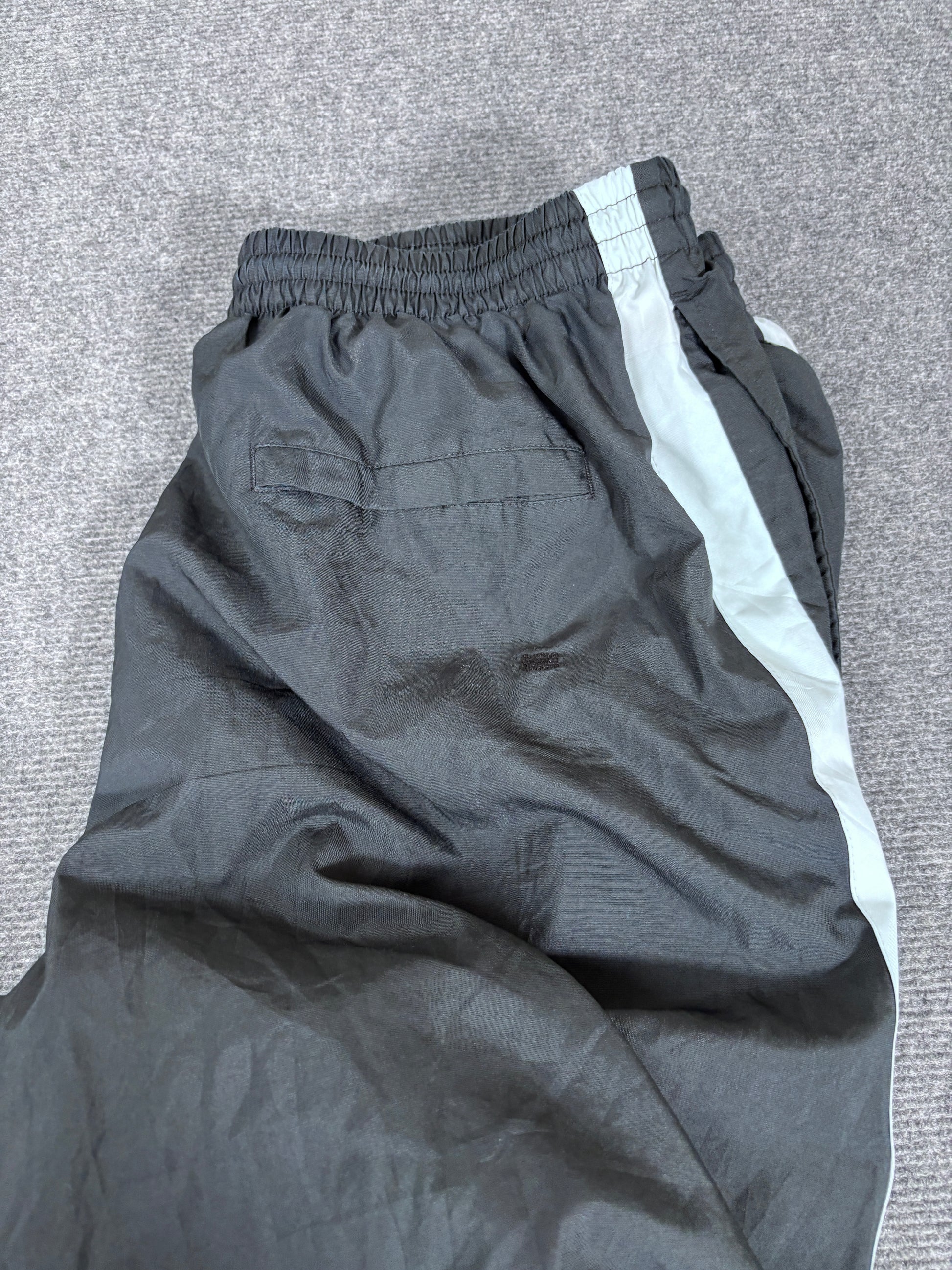 Vintage Y2K Nike Track Pants Size XL Black White Wide Leg Classic Windbreakers