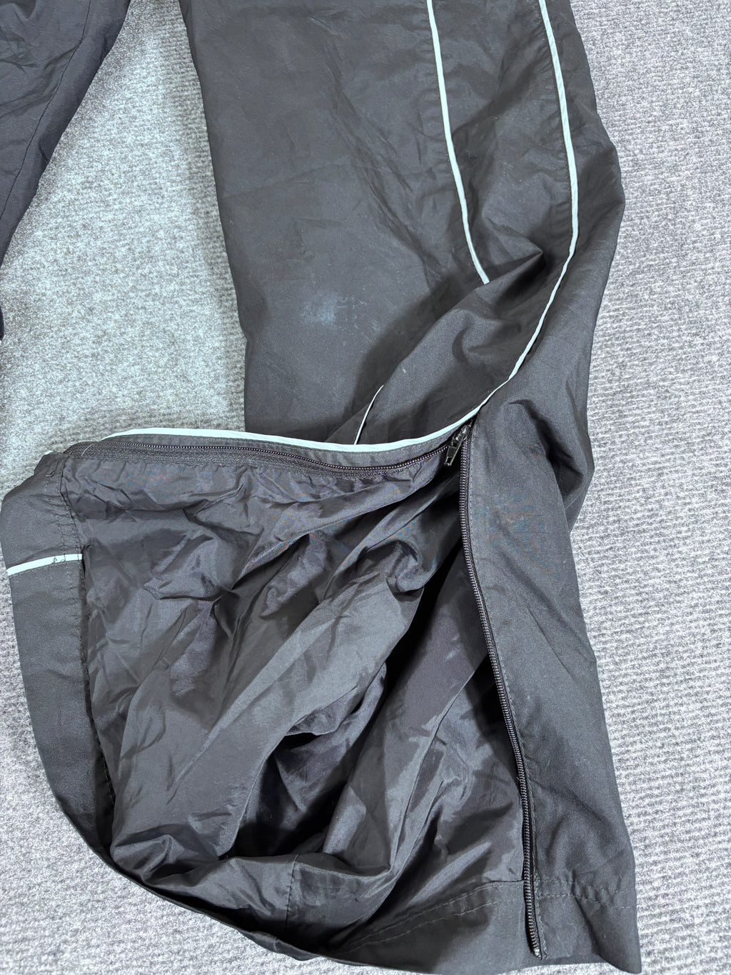 Vintage Y2K Nike Track Pants Size XL Black Grey Piping Wide Leg Nylon Windbreakers