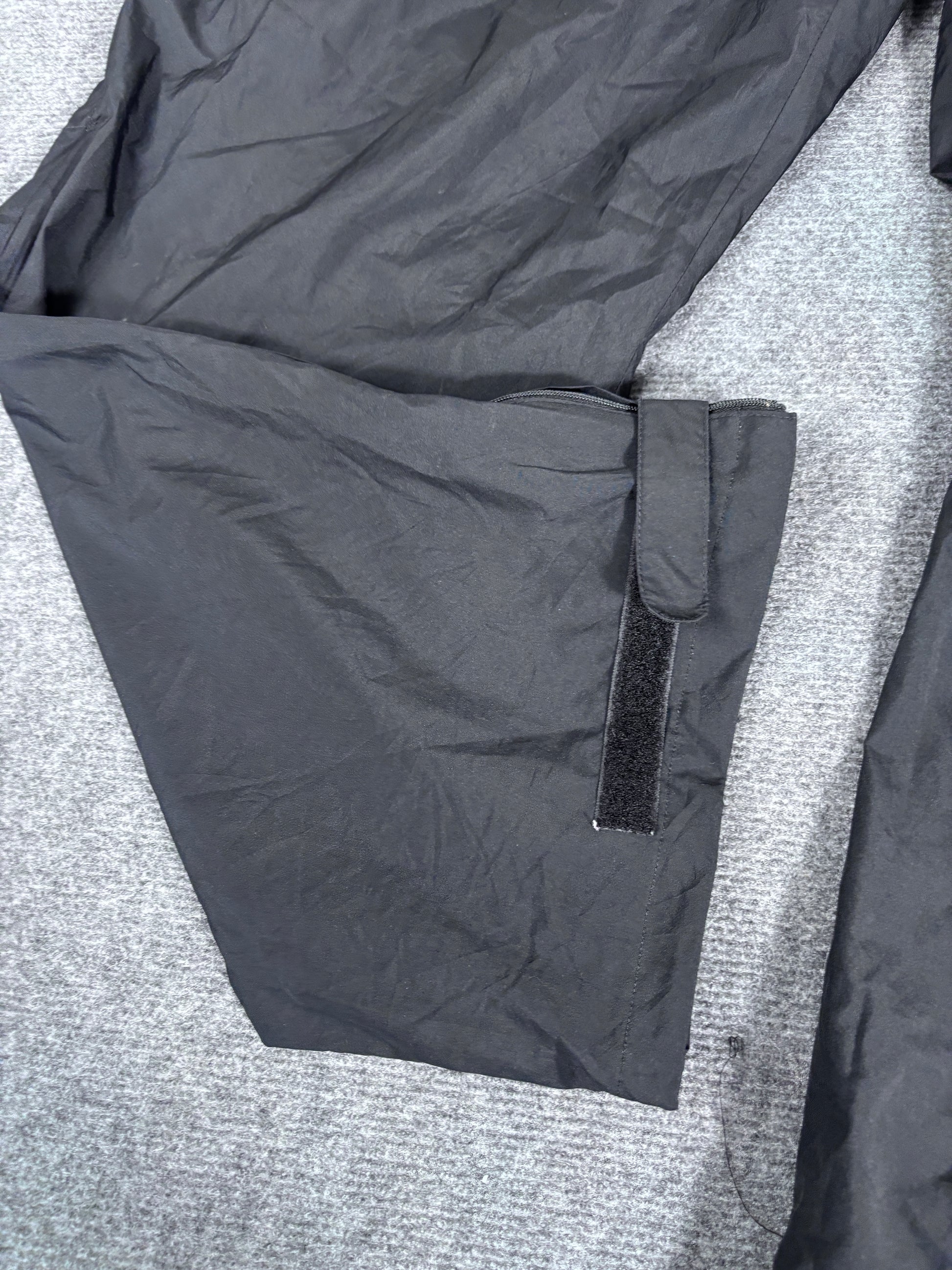 Vintage Y2K Nike Golf Track Pants Size XL Black White Ankle Swoosh Baggy Classic