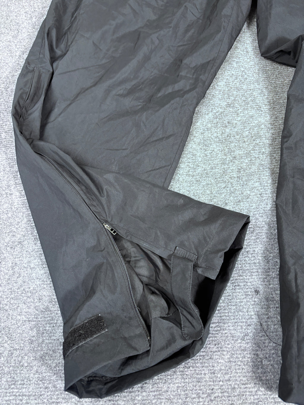 Vintage Y2K Nike Golf Track Pants Size XL Black White Ankle Swoosh Baggy Classic