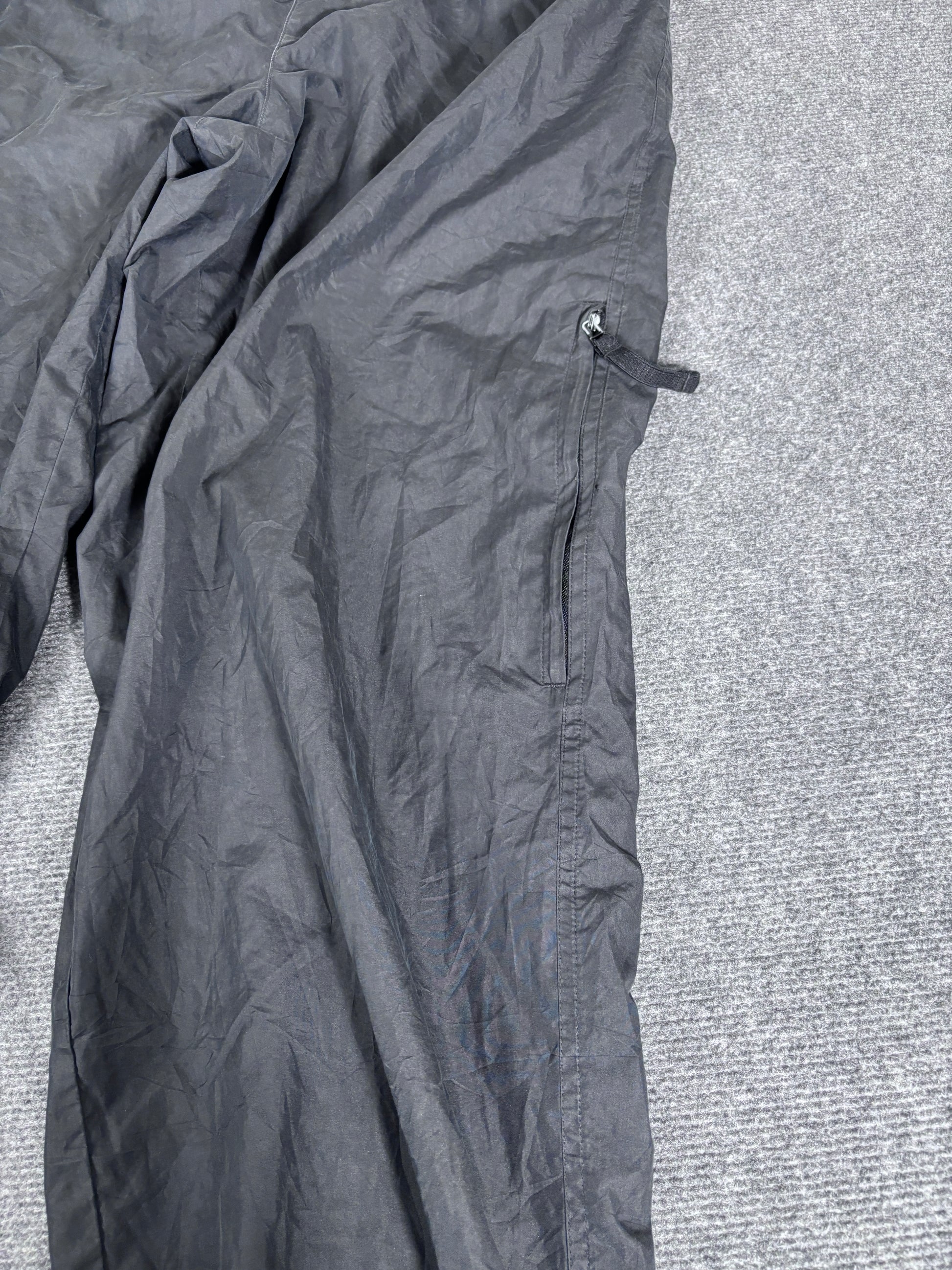 Vintage Y2K Nike Track Pants Men’s L Black Cargo Pockets Spell Out Wide Leg Premo