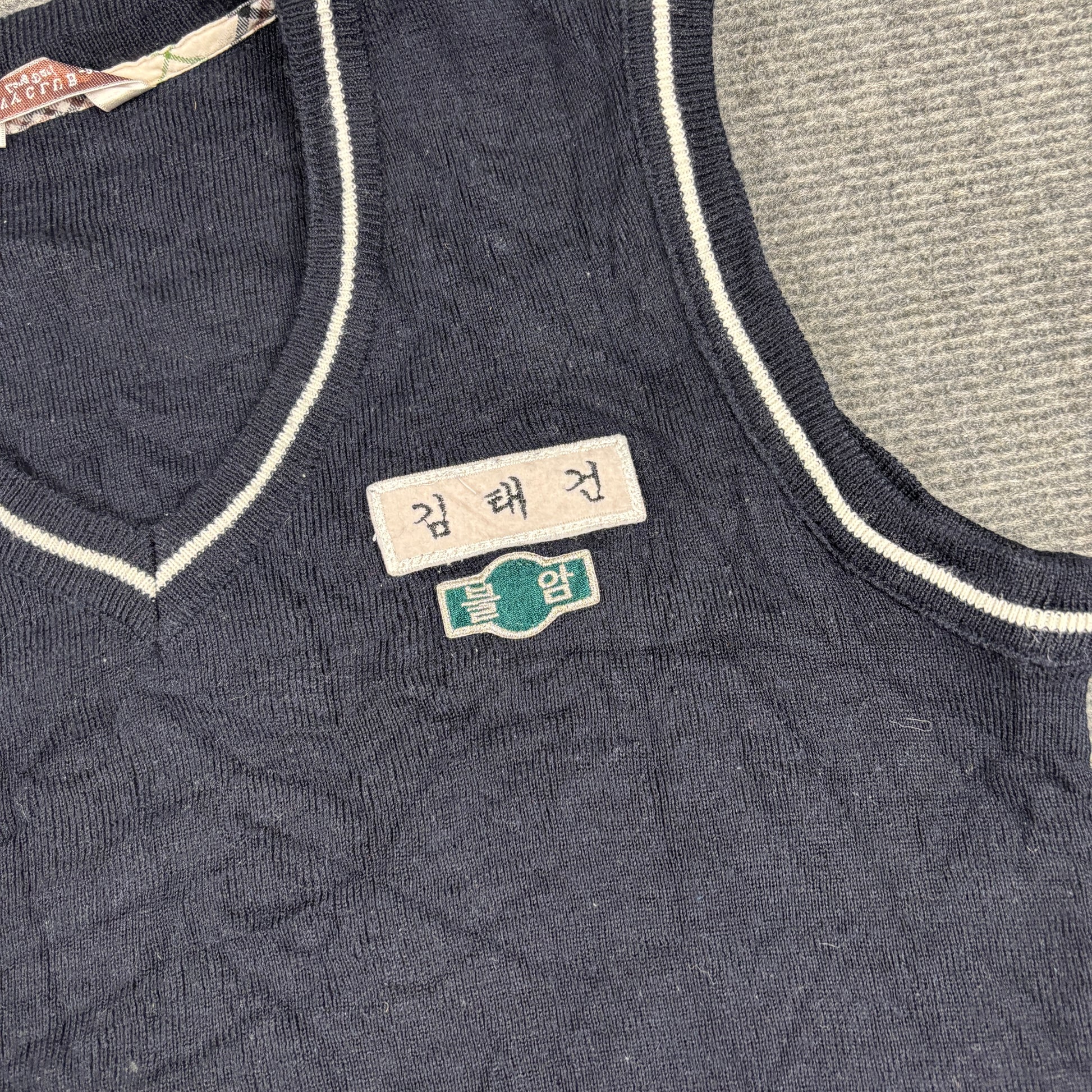 Vintage Korean School Sweater Vest Women's Small Black Badge Logo V-Neck Jumper