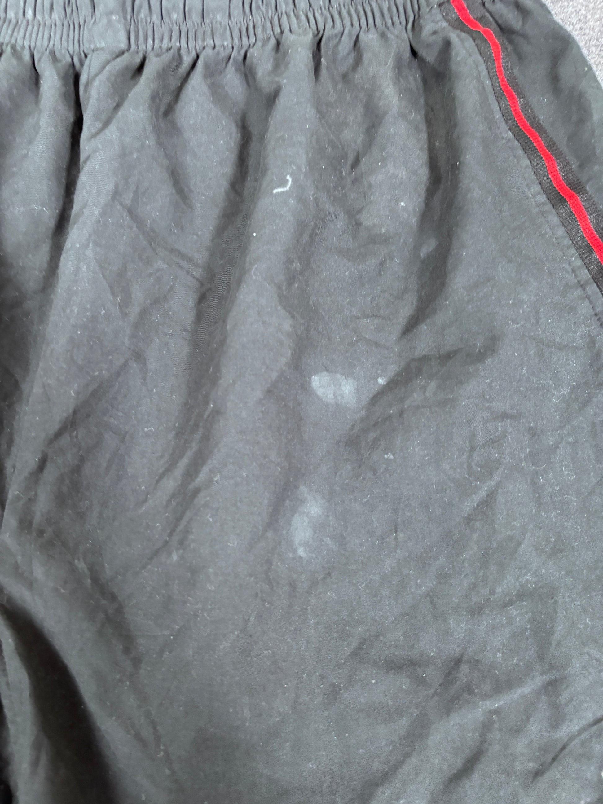 Reebok Liverpool FC Football Shorts Size XL Black Red Piping 2001/2 Reissue