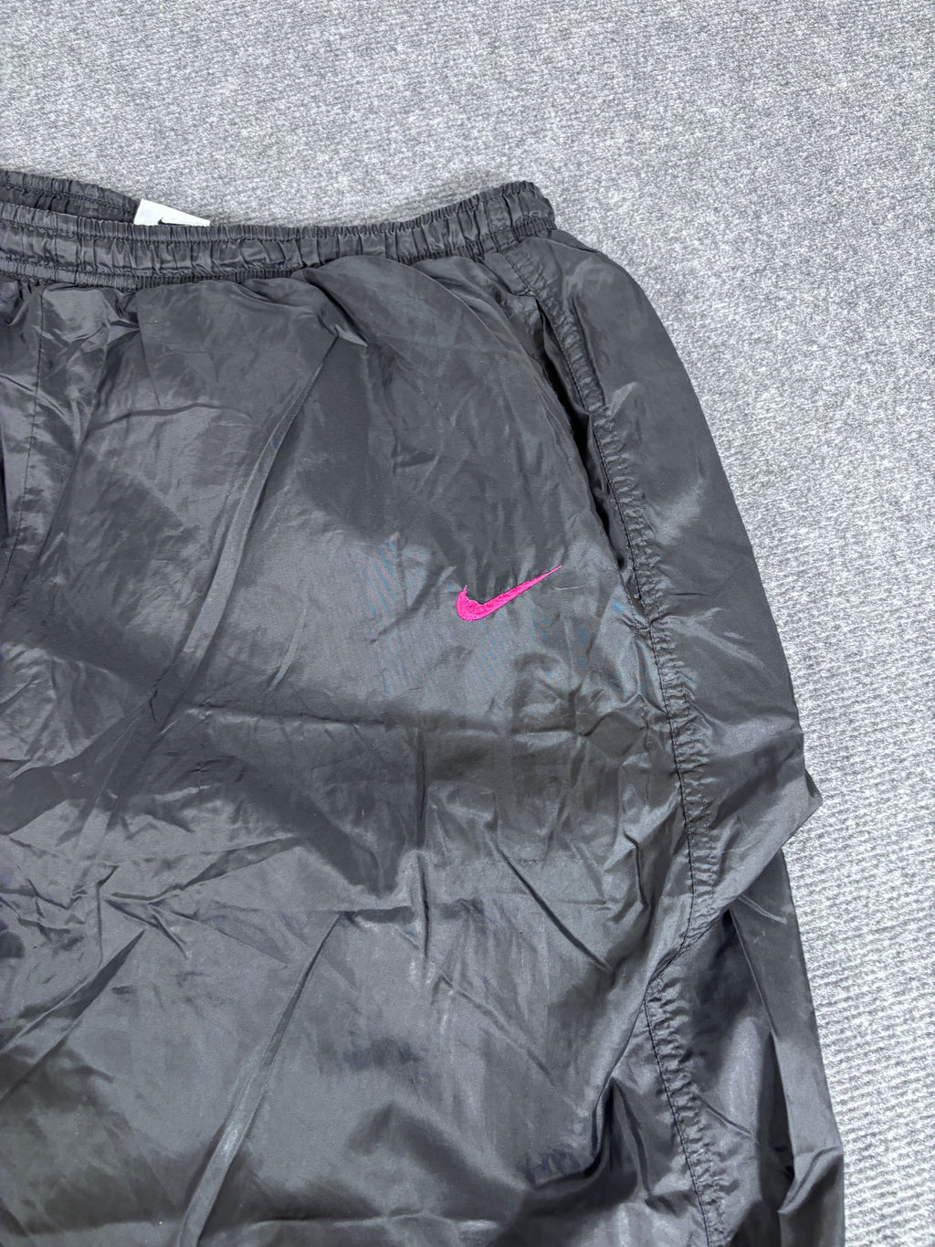 Vintage 90s Nike Track Pants Men’s L Black Pink Swoosh Cuffed Nylon Windbreakers