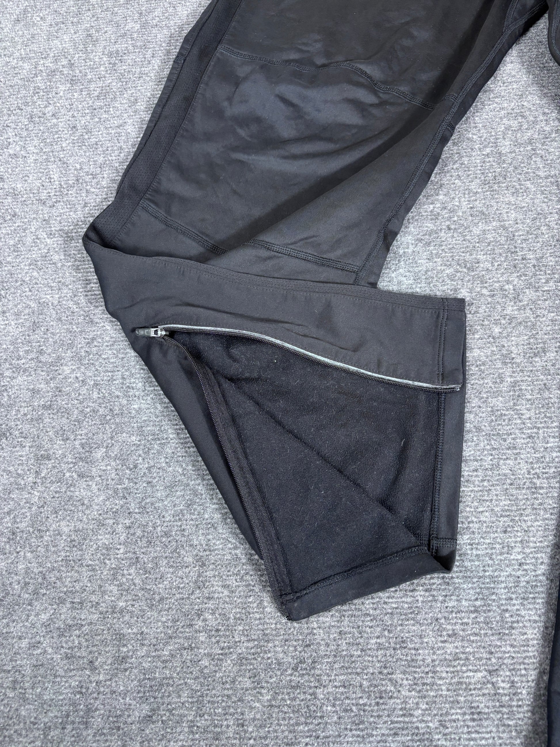 Nike Dri-Fit Track Pants Men’s M Black Grey Swoosh Running Double Knee Ankle Zip