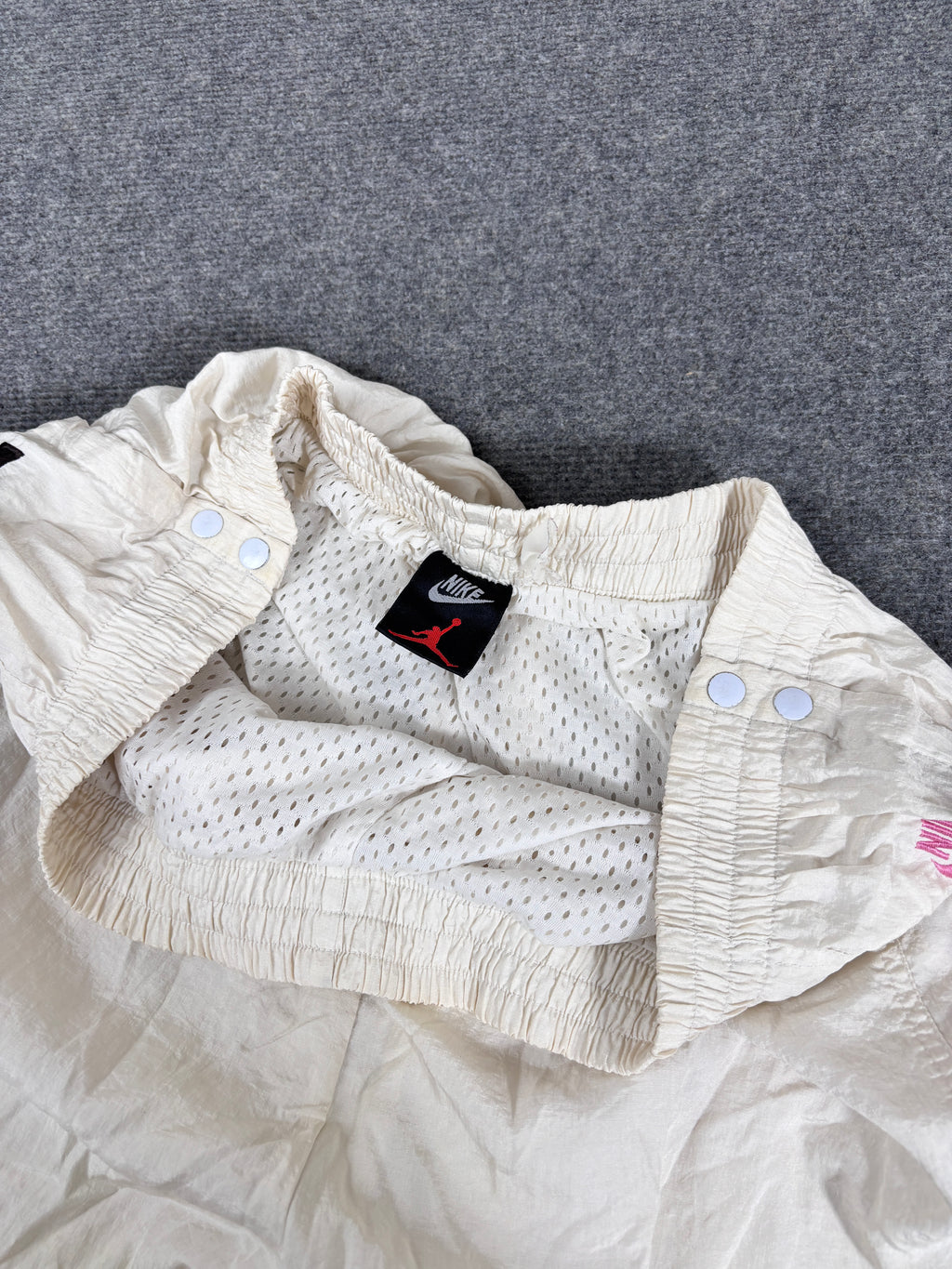 Vintage 1989 Nike Flight Track Pants Men’s L White Pink Tear-Away Air Jordan Spell Out Baggy Rare