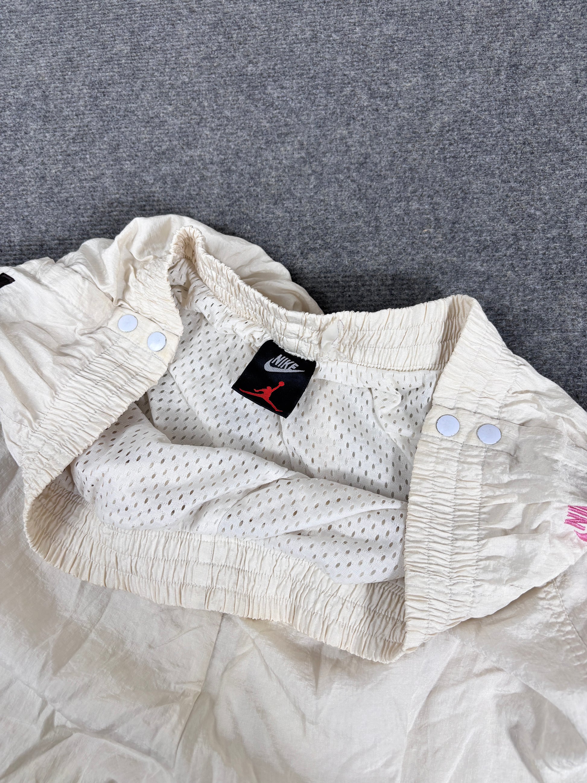 Vintage 1989 Nike Flight Track Pants Men’s L White Pink Tear-Away Air Jordan Spell Out Baggy Rare