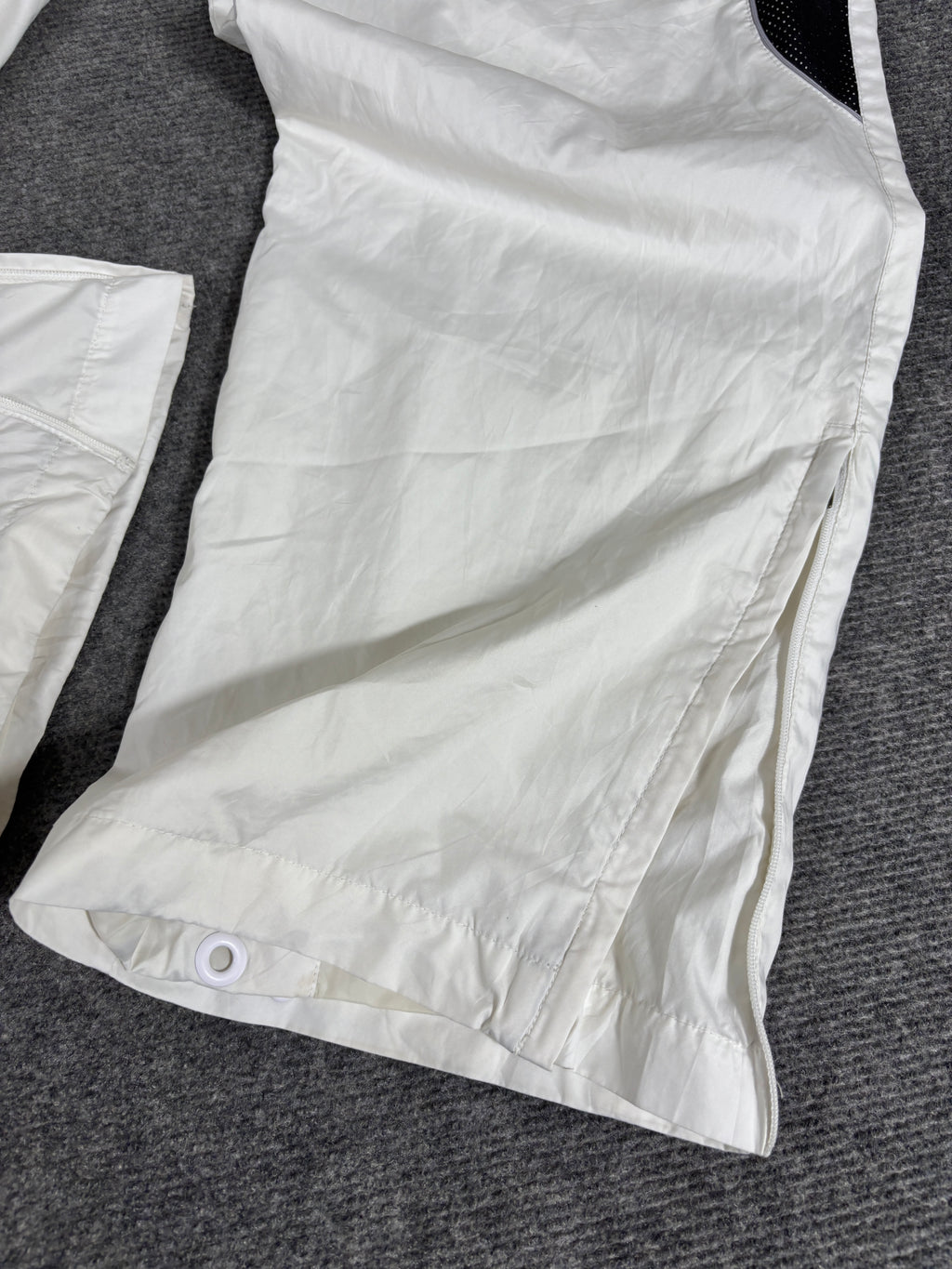 Vintage Y2K Nike Track Pants Women’s L White Black Mesh Panel Swoosh Wide Leg Ankle Swoosh