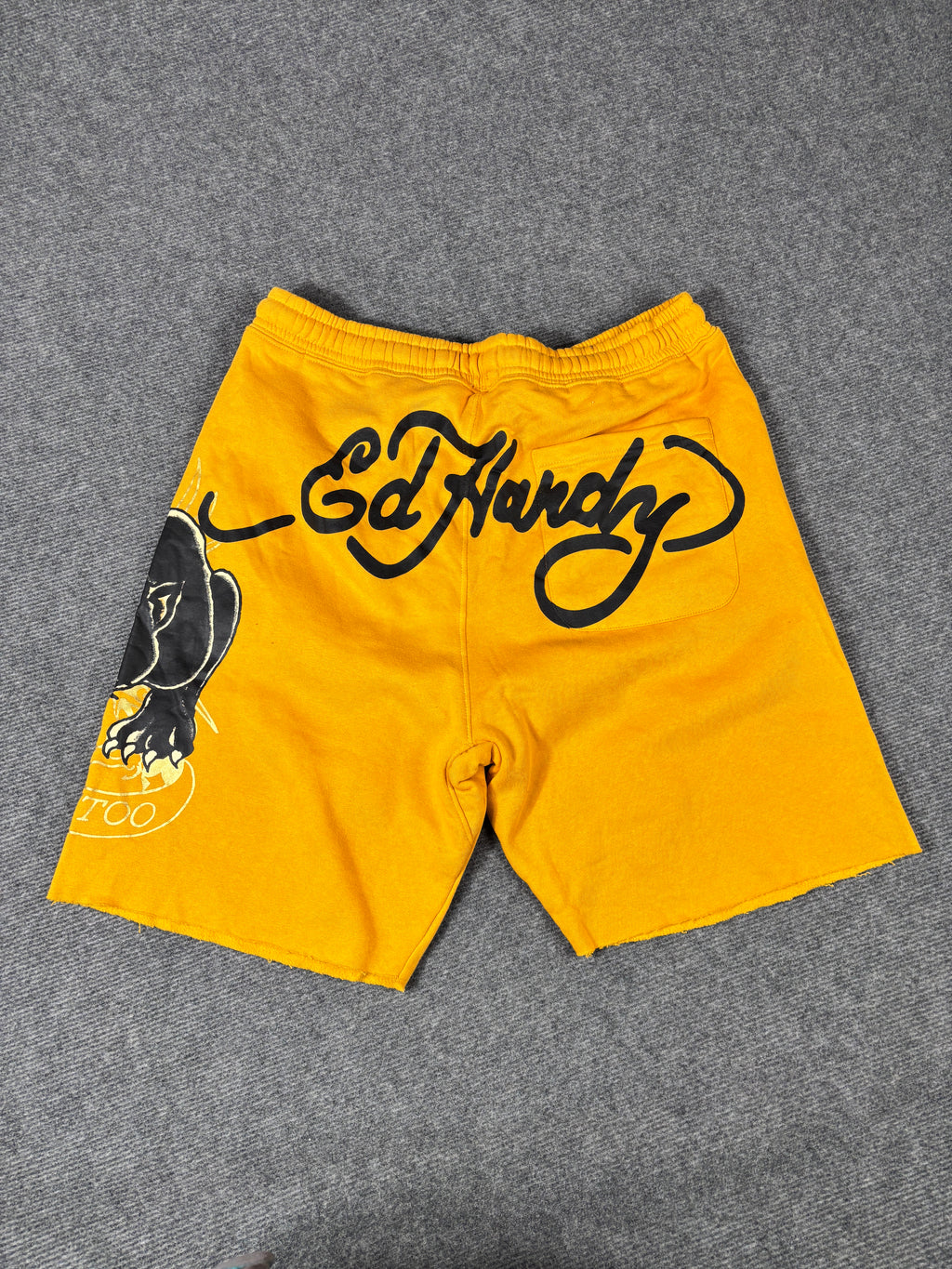 Ed Hardy Sweat Shorts Size XL Yellow Tattoo Art Panther Graphic Y2K Streetwear