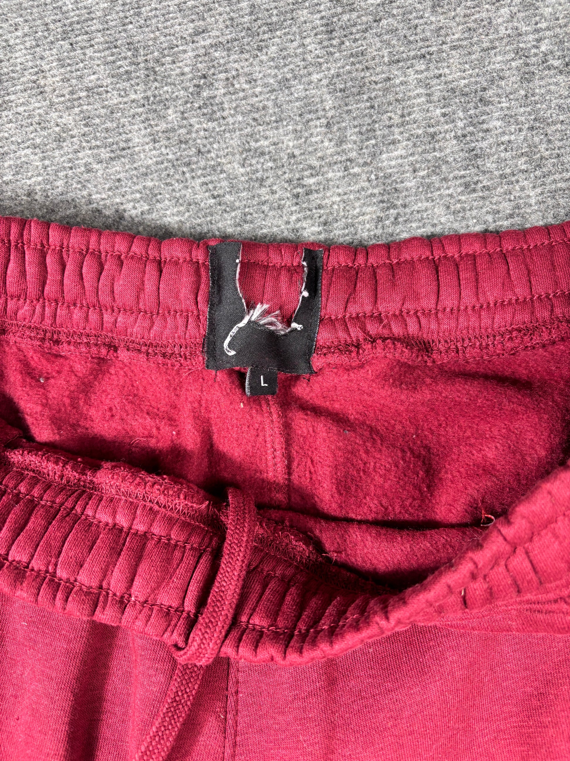 Ed Hardy Sweat Shorts Size L Red Tattoo Art Skull Flame Y2K Streetwear Style