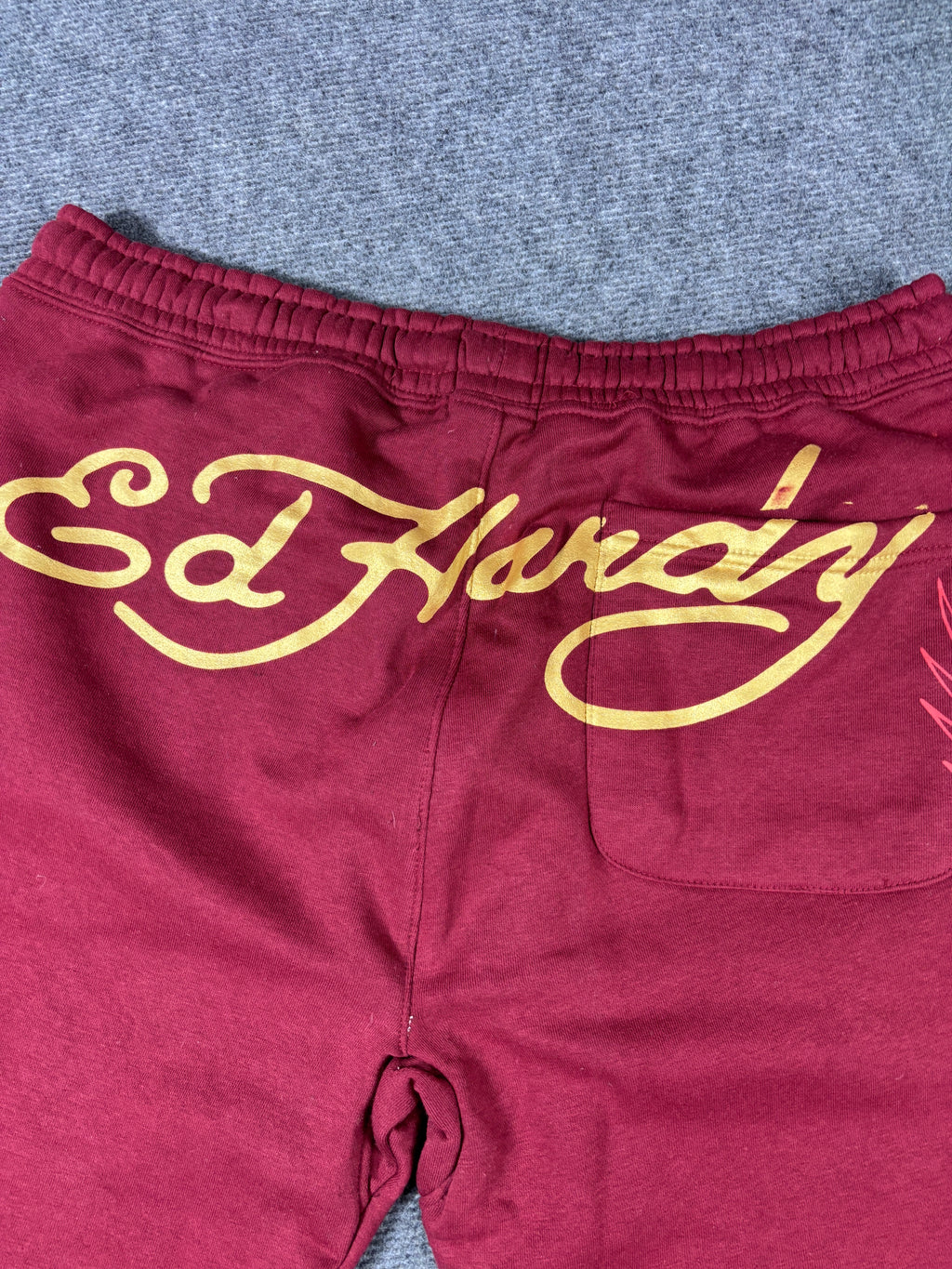 Ed Hardy Sweat Shorts Size L Red Tattoo Art Skull Flame Y2K Streetwear Style