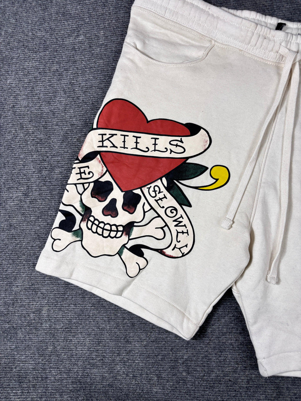 Ed Hardy Sweat Shorts Size XL White Tattoo Art Skull Heart Y2K Streetwear Style