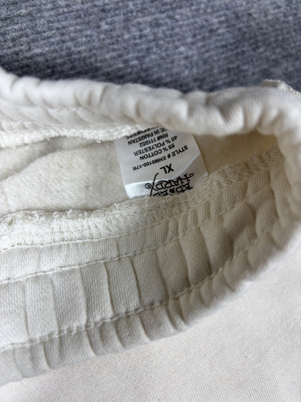 Ed Hardy Sweat Shorts Size XL White Tattoo Art Skull Heart Y2K Streetwear Style