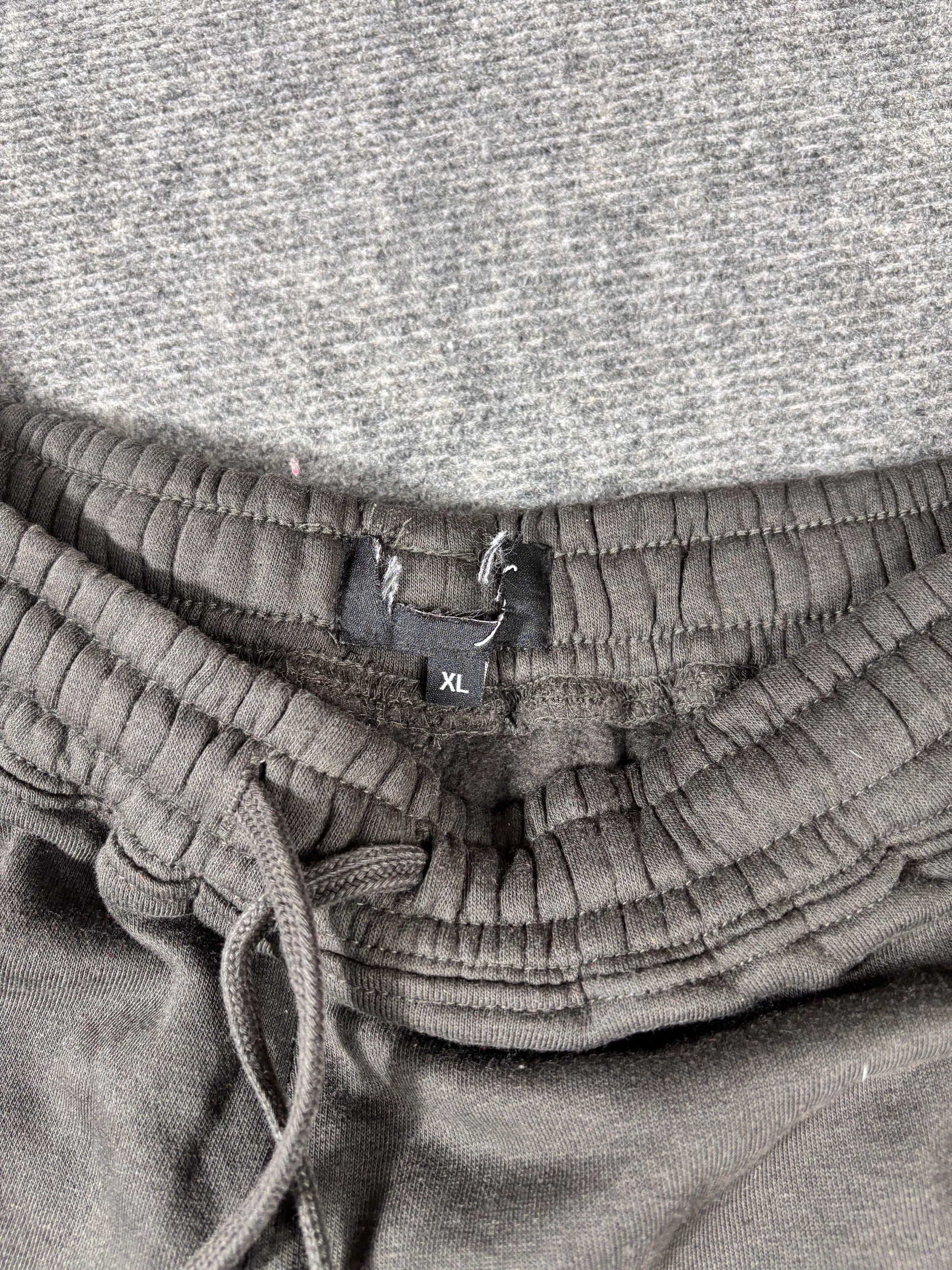 Ed Hardy Sweat Shorts Size XL Black Gold Tattoo Art Panther Y2K Streetwear Style