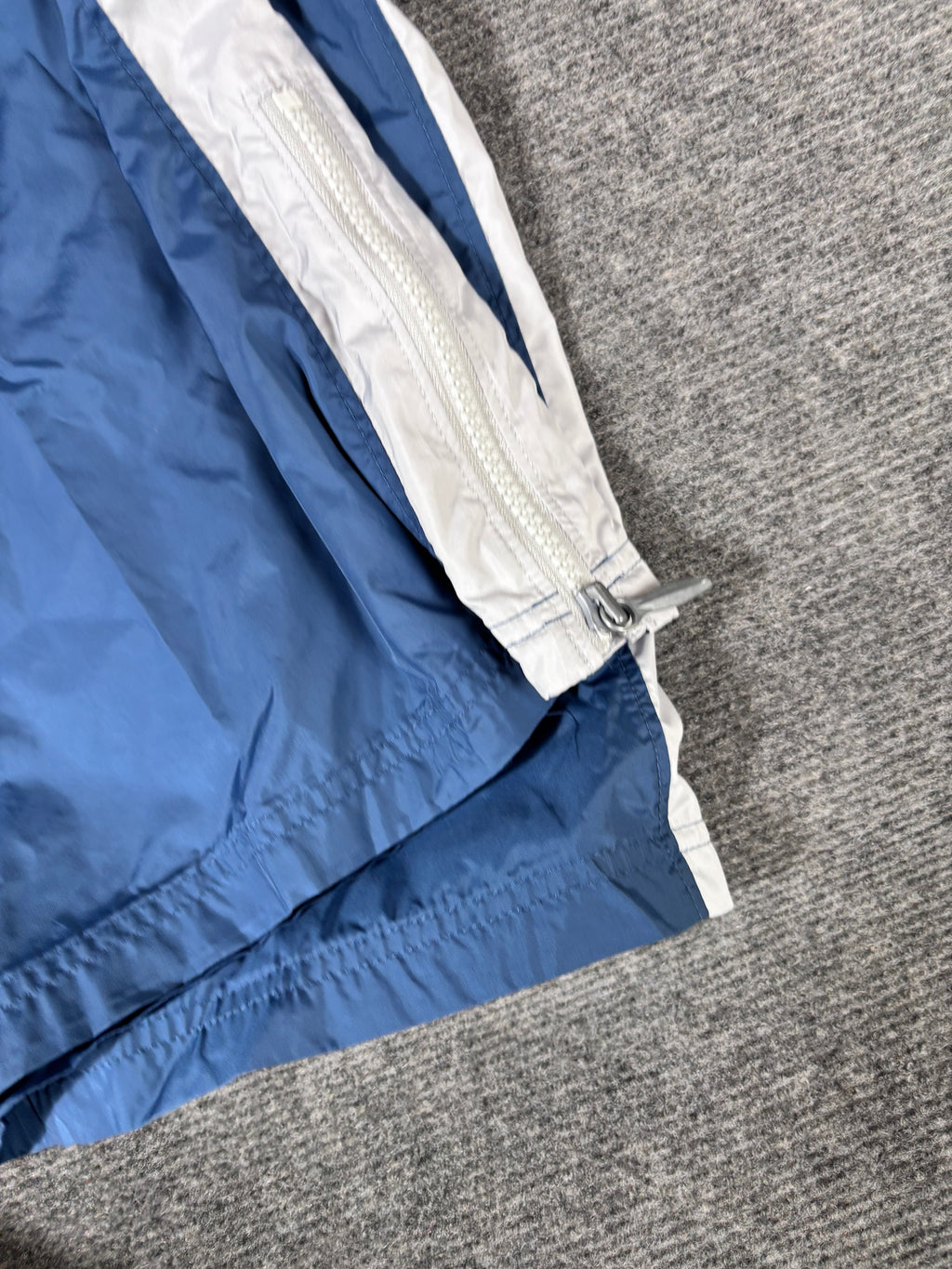 Vintage 90s Nike Jacket Size M Navy White Tech Wear Pouch Pocket Sleeveless