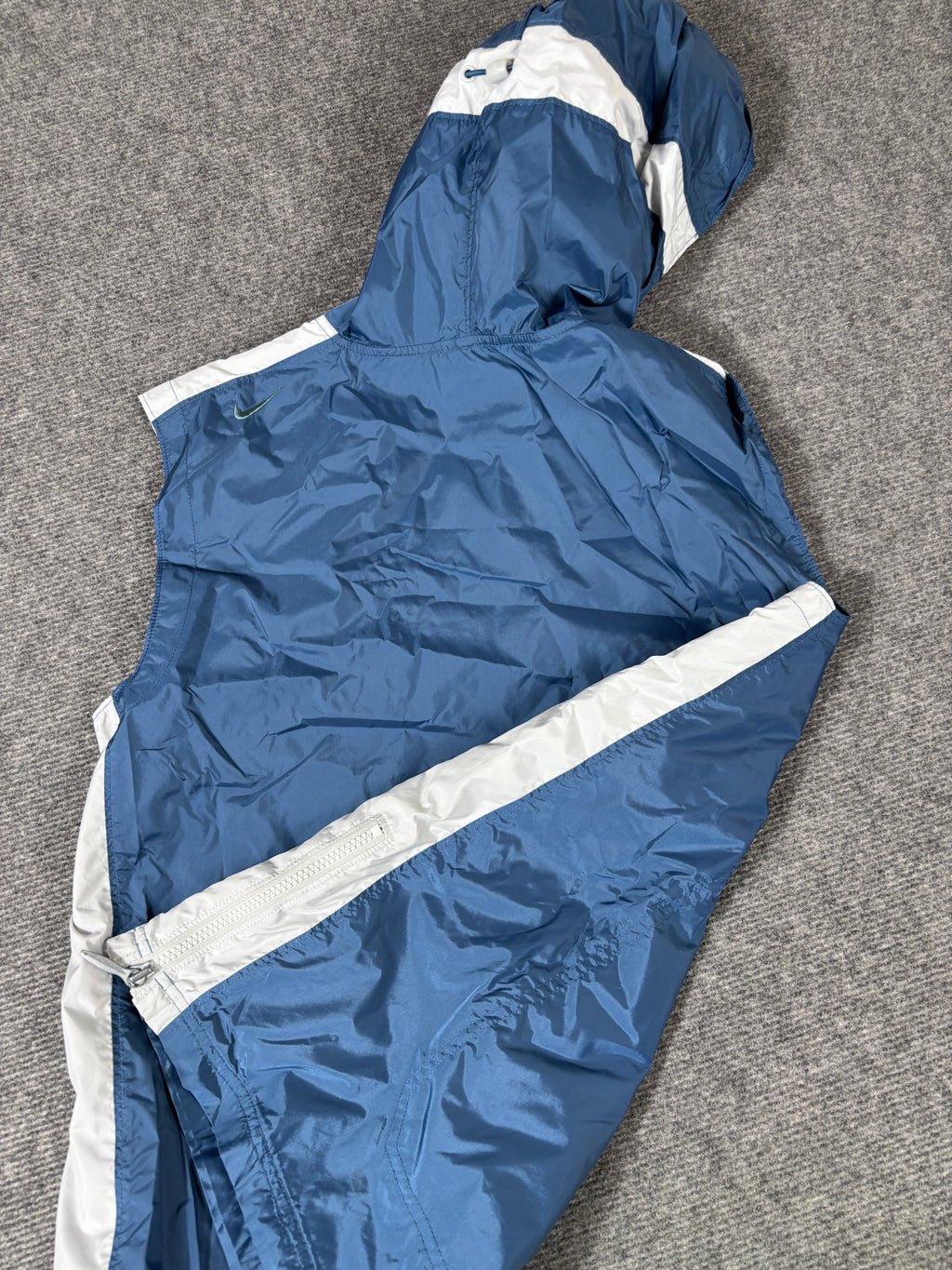 Vintage 90s Nike Jacket Size M Navy White Tech Wear Pouch Pocket Sleeveless