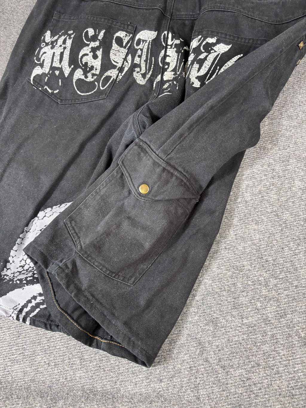 Vintage Mistletoe Cargo Denim Shorts Men’s 44 Black Studded Pockets Baggy Hip Hop