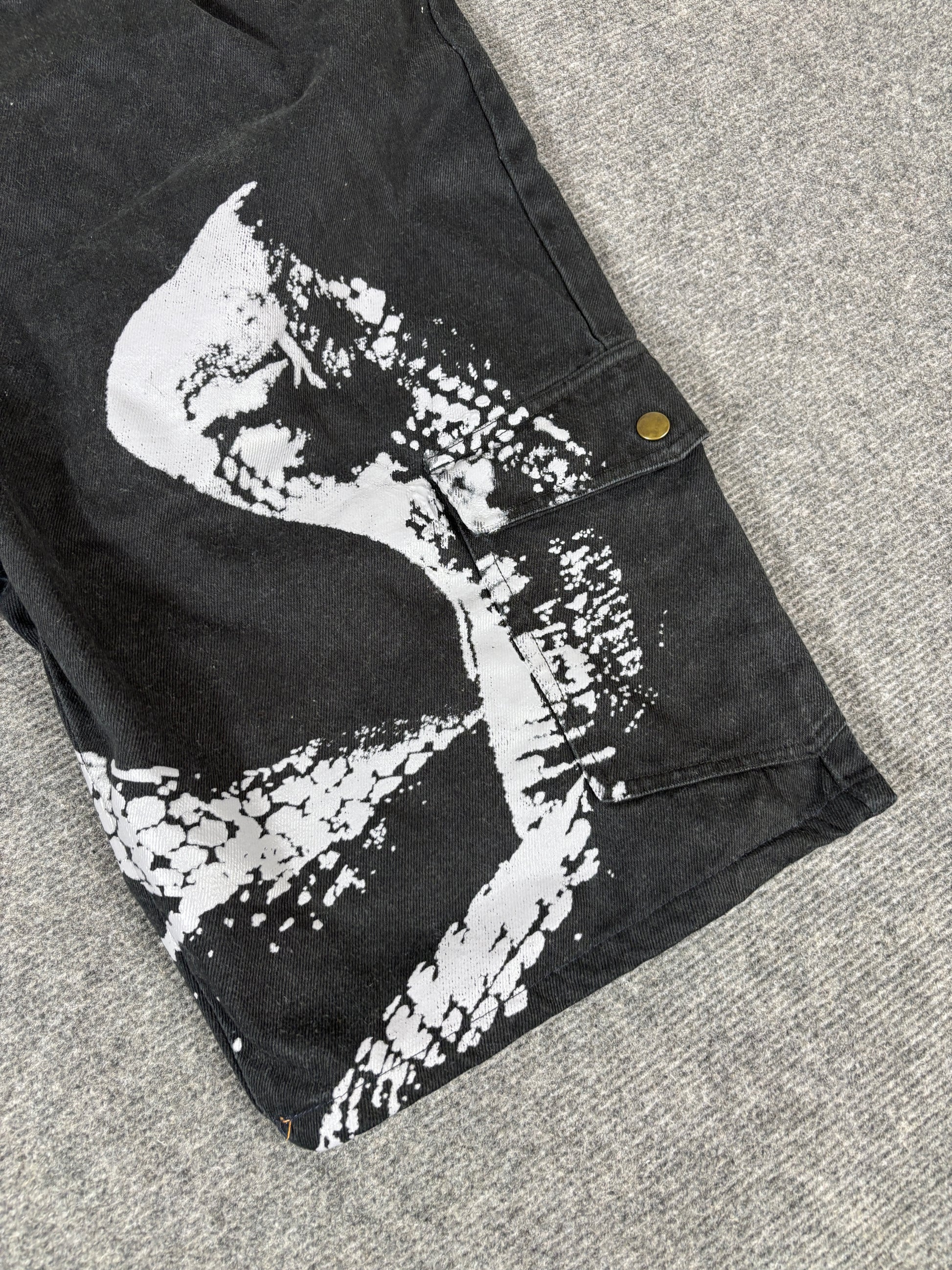 Vintage Mistletoe Cargo Denim Shorts Men’s 44 Black Studded Pockets Baggy Hip Hop