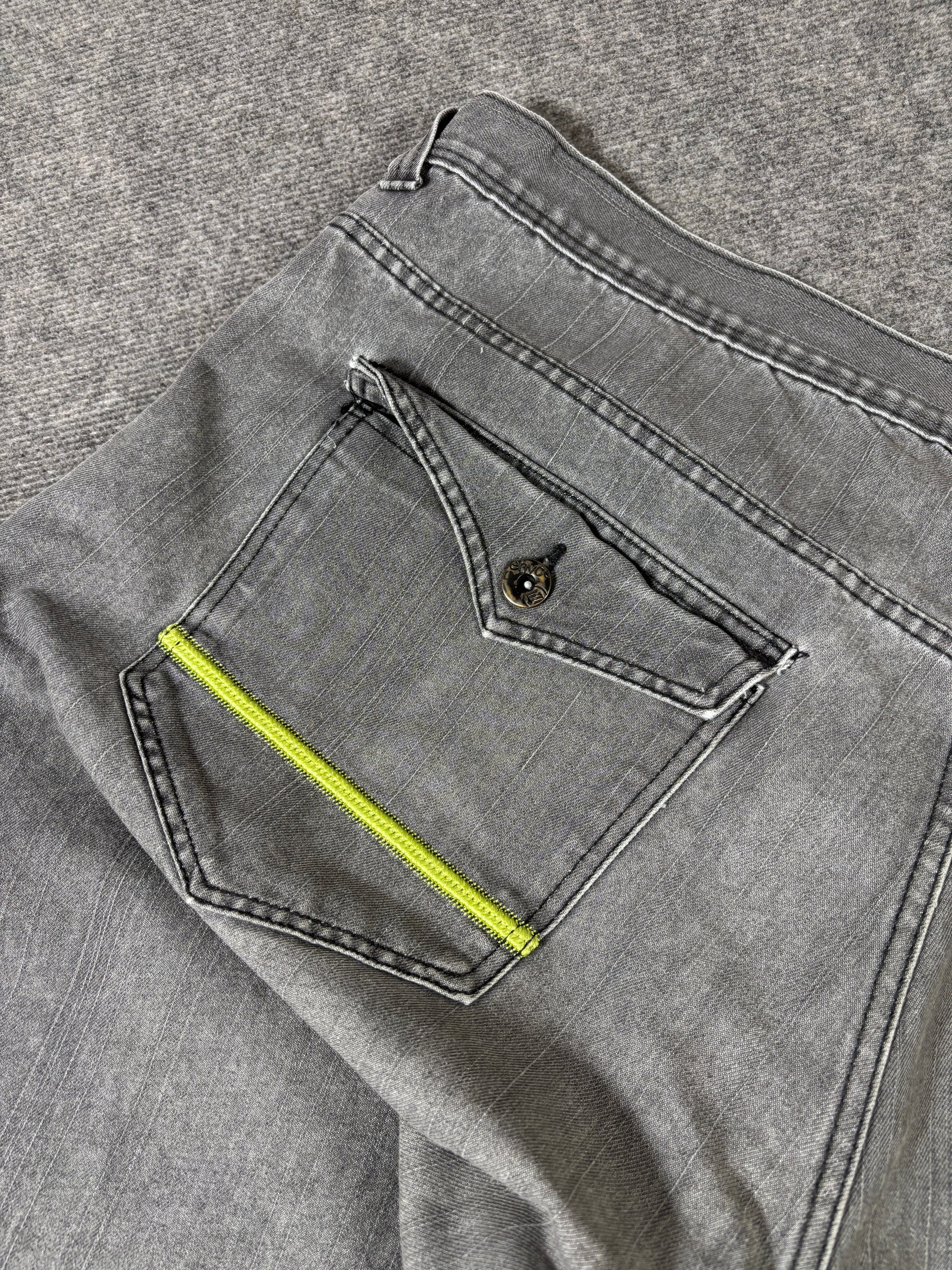 Vintage Enyce Denim Shorts Men’s 48 Grey Super Baggy Embroidered Hip Hop Jorts